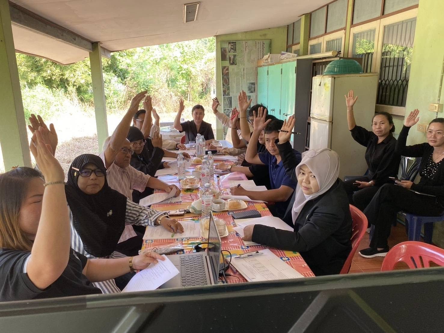 สำนักงานประมงพื้นที่กรุงเทพมหานคร เข้าร่วมประชุมคณะทำงานให้ความช่วยเหลือผู้ประสบภัยพิบัติกรุงเทพมหานคร (ระดับเขต) ณ สำนักงานเกษตรพื้นที่ 1 แขวงมีนบุรี เขตมีนบุรี กรุงเทพมหานคร