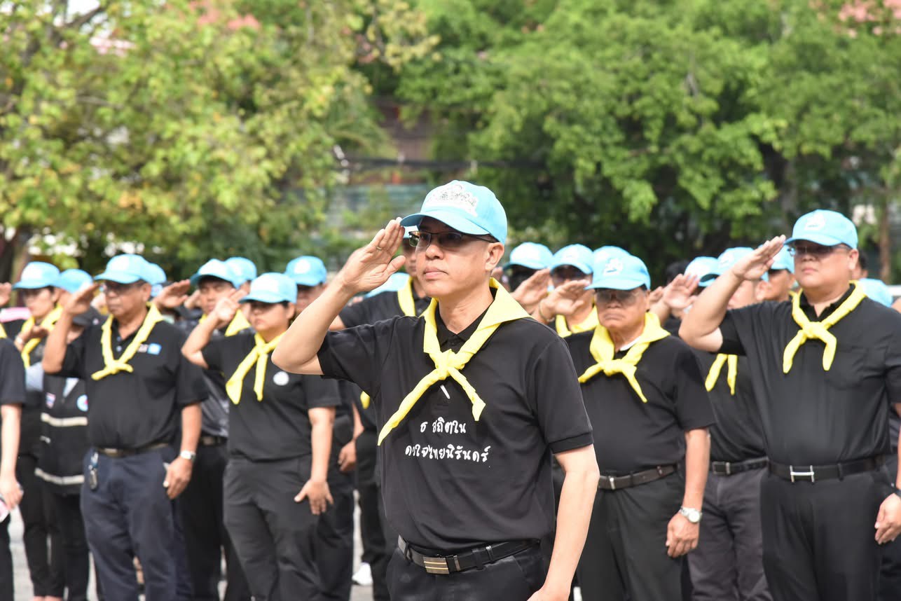 (อ.บางกรวย) กิจกรรม จิตอาสาพระราชทานอำเภอบางกรวย เนื่องในวันพระบาทสมเด็จพระมงกุฎเกล้าเจ้าอยู่หัว..คลิก