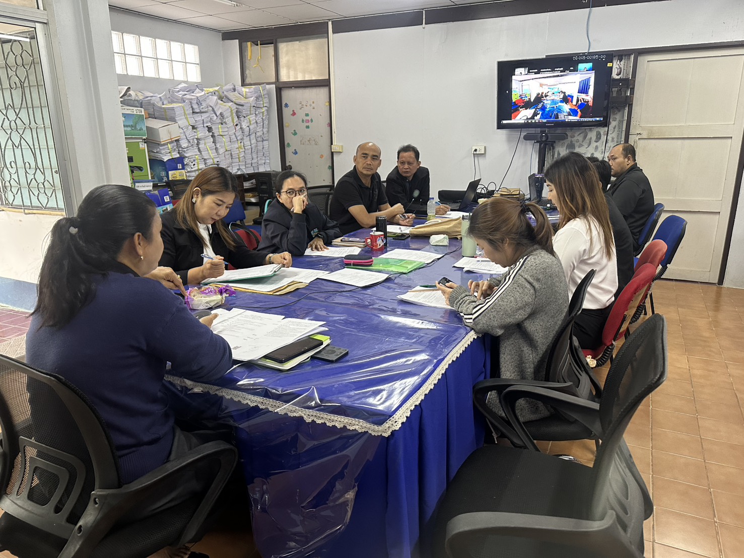 ประชุมข้าราชการ พนักงานราชการ พนักงานจ้างเหมา สังกัดสำนักงานประมงจังหวัดชุมพร ประจำเดือนพฤศจิกายน 2568