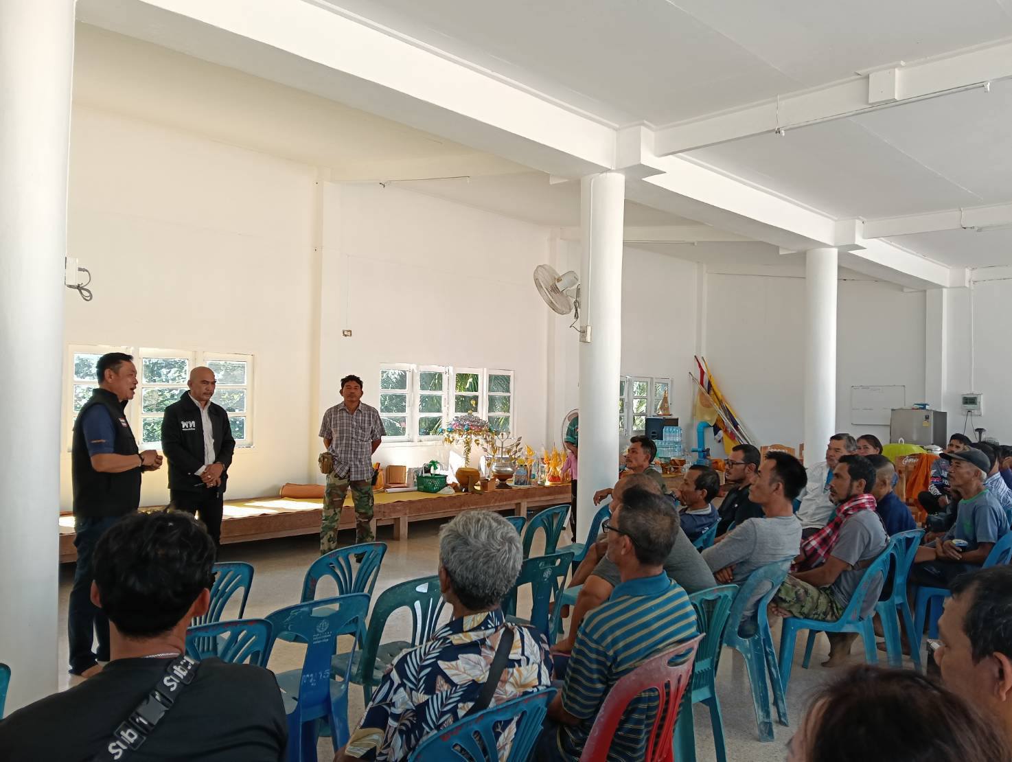 เข้าร่วมประชุมชี้แจงพิจารณาการสร้างเขื่อน กันคลื่น