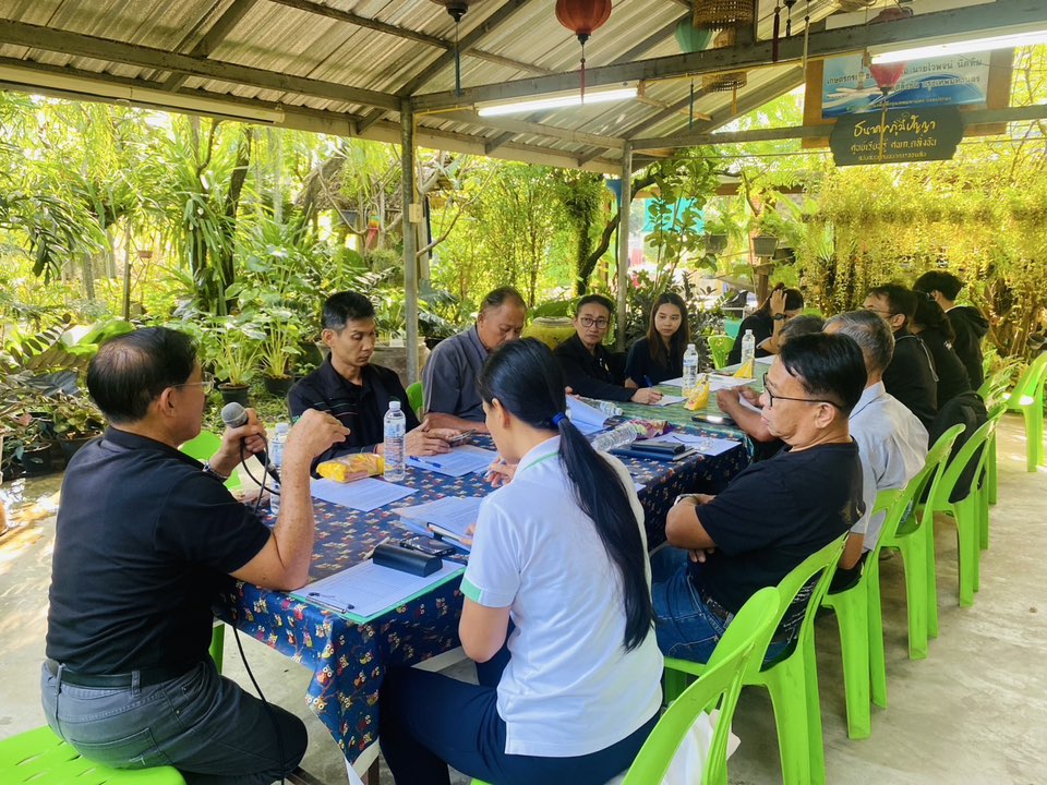 สำนักงานประมงกรุงเทพมหานครร่วมประชุมเชื่อมโยงการดำเนินงานของคณะกรรมการเครือข่ายศพก. ระดับอำเภอ ครั้งที่ 5/2568 และให้บริการรับคำขอปรับปรุงทะเบียนเกษตรกรผู้เพาะเลี้ยงสัตว์น้ำประจำปี 2569