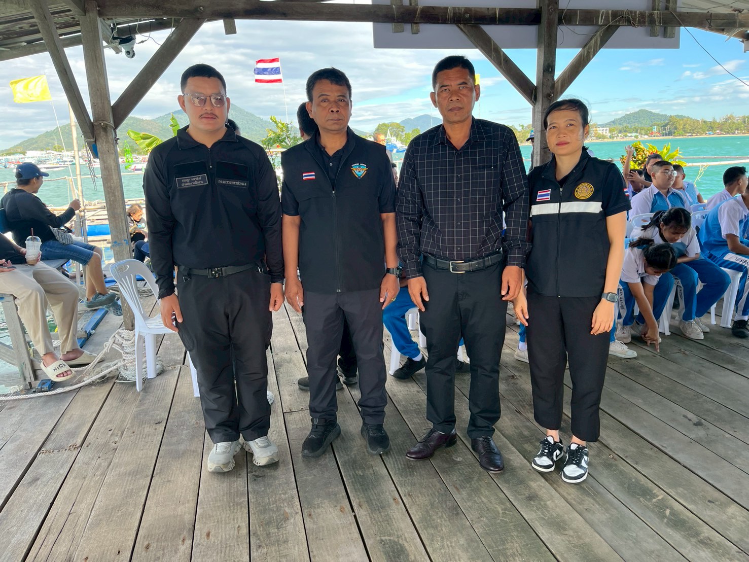 ร่วมกิจกรรมโครงการ เยาวชนรวมใจอนุรักษ์ เพื่อพ่อหลวง กับธนาคารปูม้ากลุ่มประมงบ้านเพ..คลิก