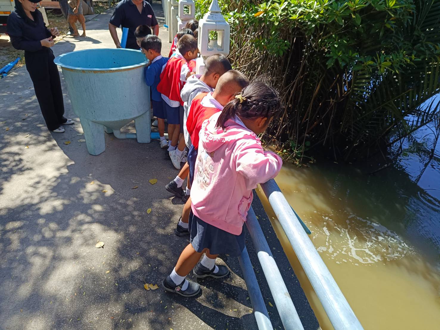 วันที่ 4 ธันวาคม 2568 นางสาวจิ