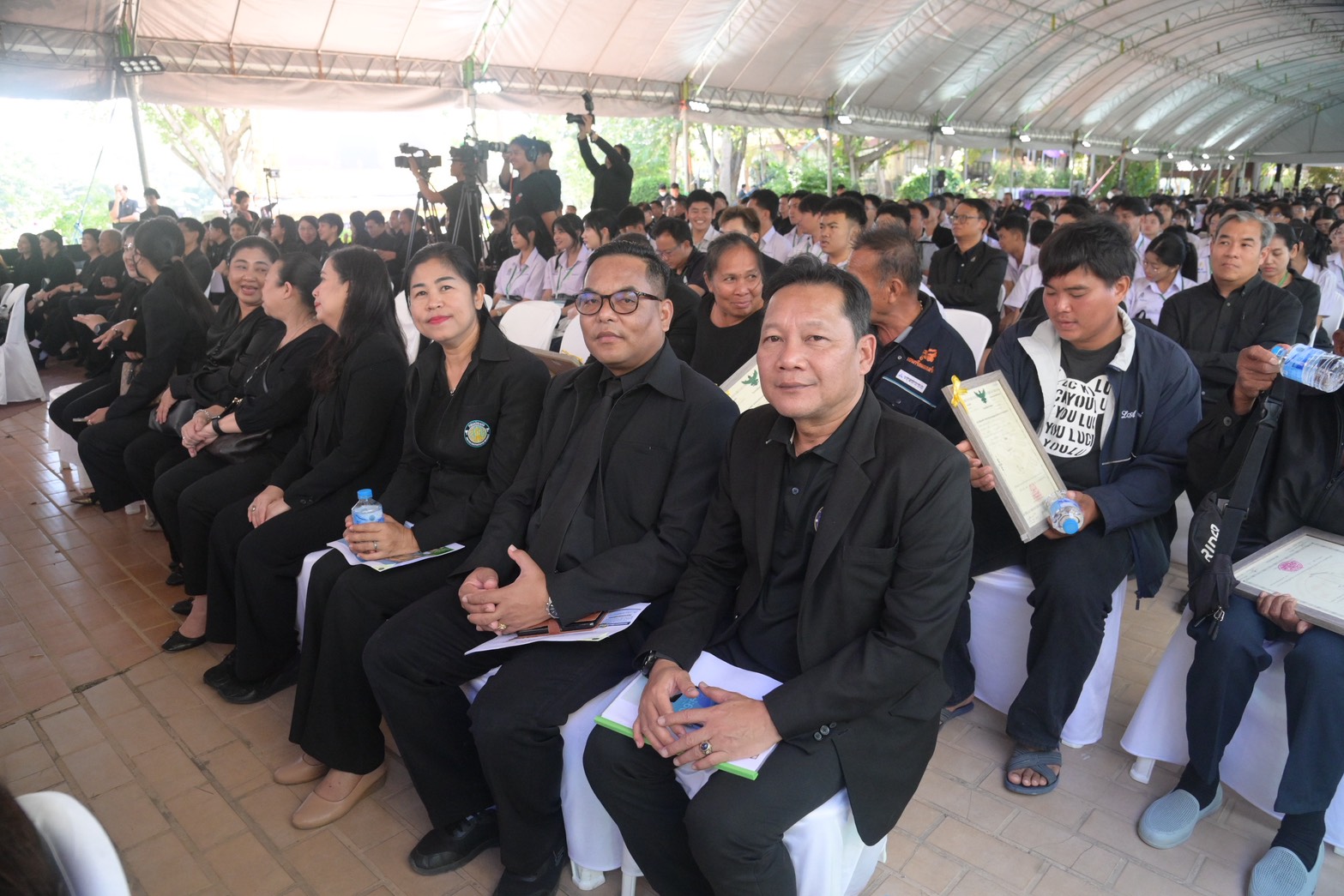 อธิบดีกรมประมง ร่วมเป็นเกียรติในพิธีเปิดงานมหกรรมเกษตรไทยก้าวสู่อนาคต ด้วยศาสตร์พระราชา