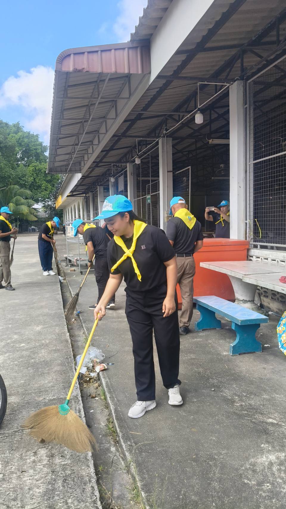 ประมงอำเภอตะโหมด เข้าร่วมกิจกรรมจิตอาสาพัฒนา  ปรับปรุงภูมิทัศน์ เก็บขยะ ตัดหญ้า เนื่องในวันคล้าย วันพระบรมราชสมภพ พระบาทสมเด็จพระบรมชนกาธิเบศร  มหาภูมิพลอดุลยเดชมหาราชบรมนาถบพิตร วันชาติ และ วันพ่อแห่งชาติ 5 ธันวาคม 2568..คลิก