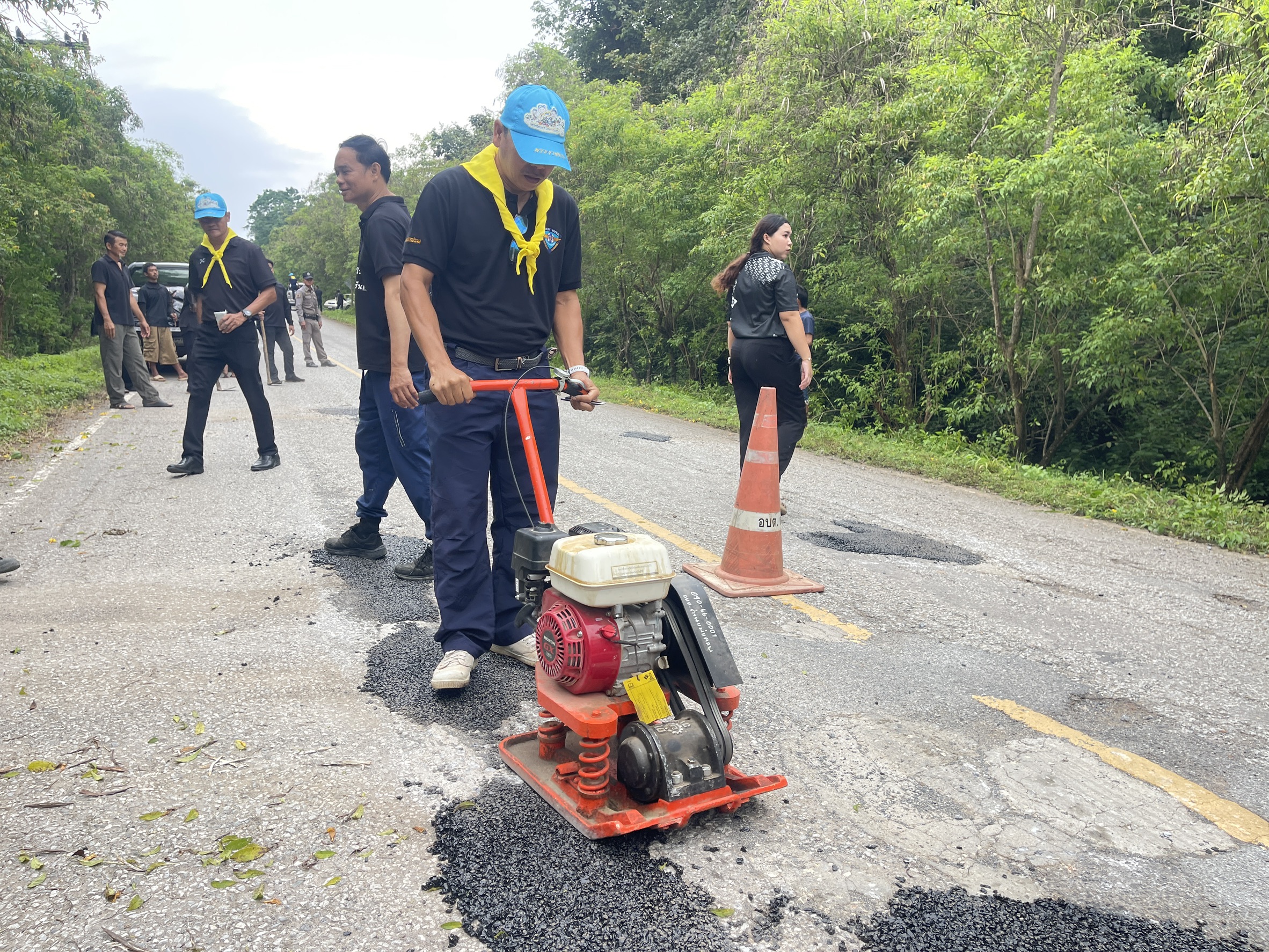 วันที่ 13 พฤศจิกายน 2568 ดำเนินกิจกรรมจิตอาสา 