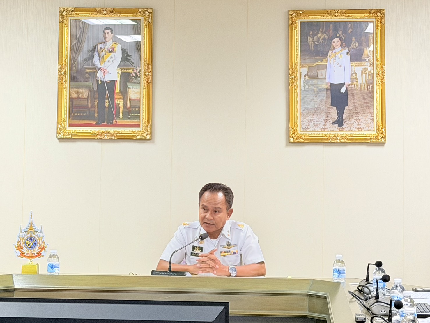 วันที่ 8 ธันวาคม 2568 เวลา 13.30 น. นายศุภกิตติ์ ใสกระจ่าง เลขานุการกรม เป็นประธานการประชุมหารือหัวหน้ากลุ่ม/ฝ่าย ของสำนักงานเลขานุการกรม ครั้งที่ 9/2568