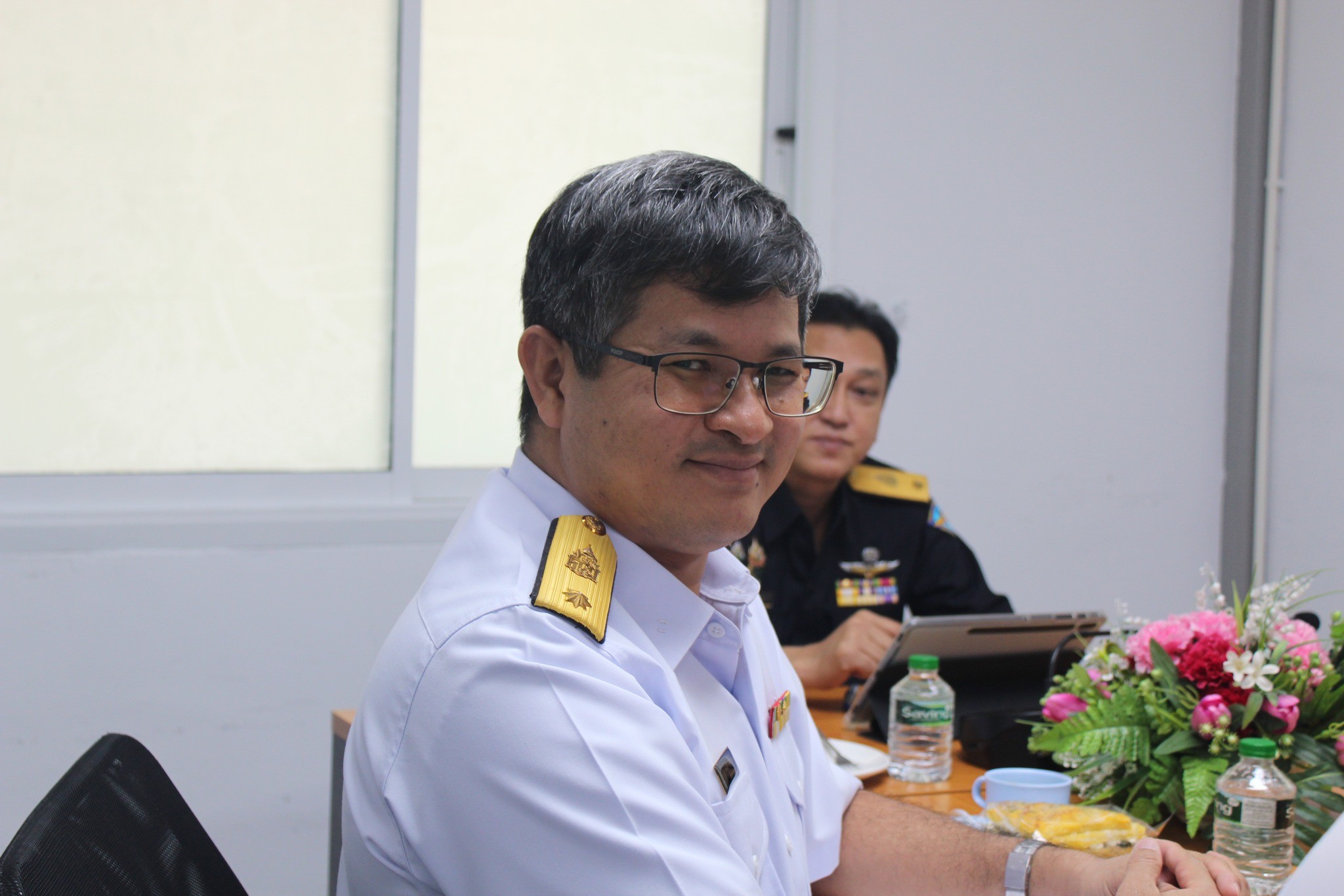 ประชุมคณะกรรมการพิจารณาเค้าโครงผลงานที่จะส่งประเมินเพื่อเลื่อนระดับ