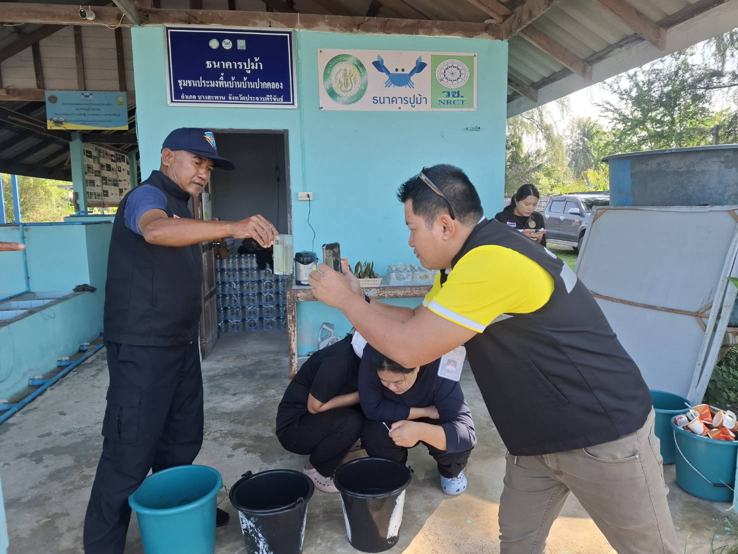 กิจกรรมปล่อยพันธุ์สัตว์น้ำเพิ่มผลผลิตสัตว์น้ำ  และสร้างความอุดมสมบูรณ์ของสัตว์น้ำในแหล่งน้ำธรรมชาติ