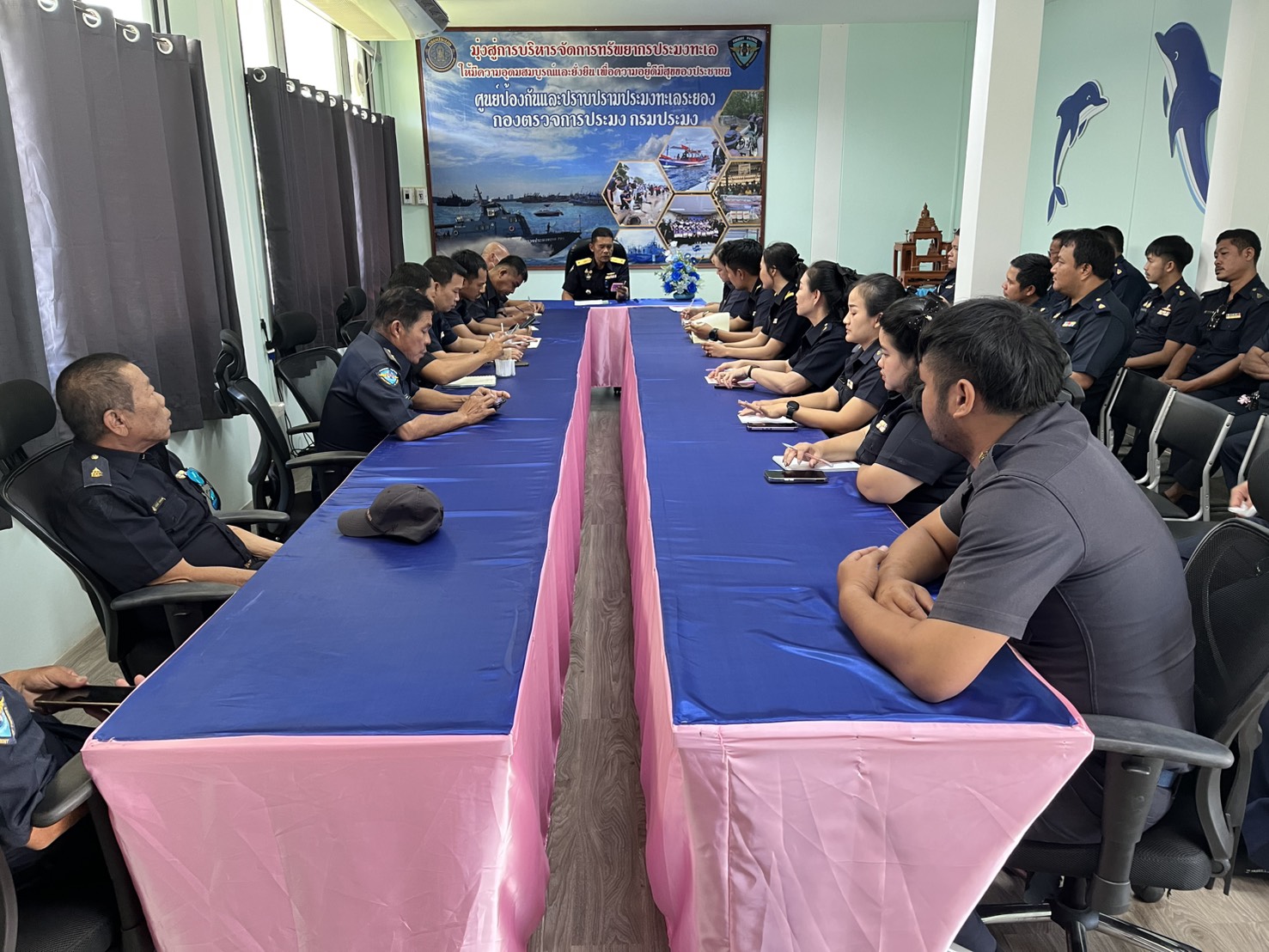 ร่วมทำกิจกรรมหน้าเสาธงและประชุมประจำเดือนศูนย์ฯ ครั้งที่ 2 เดือนธันวาคม 2568 ประจำปีงบประมาณ 2569..คลิก