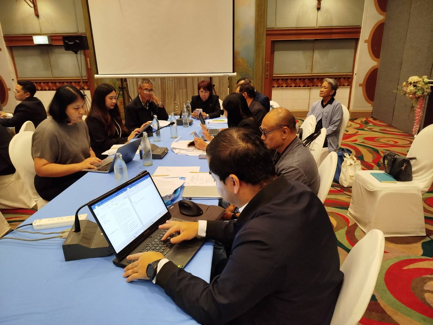 การประชุมเชิงปฏิบัติการเพื่อขับเคลื่อนการอนุรักษ์โลมาอิรวดีทะเลสาบสงขลา 