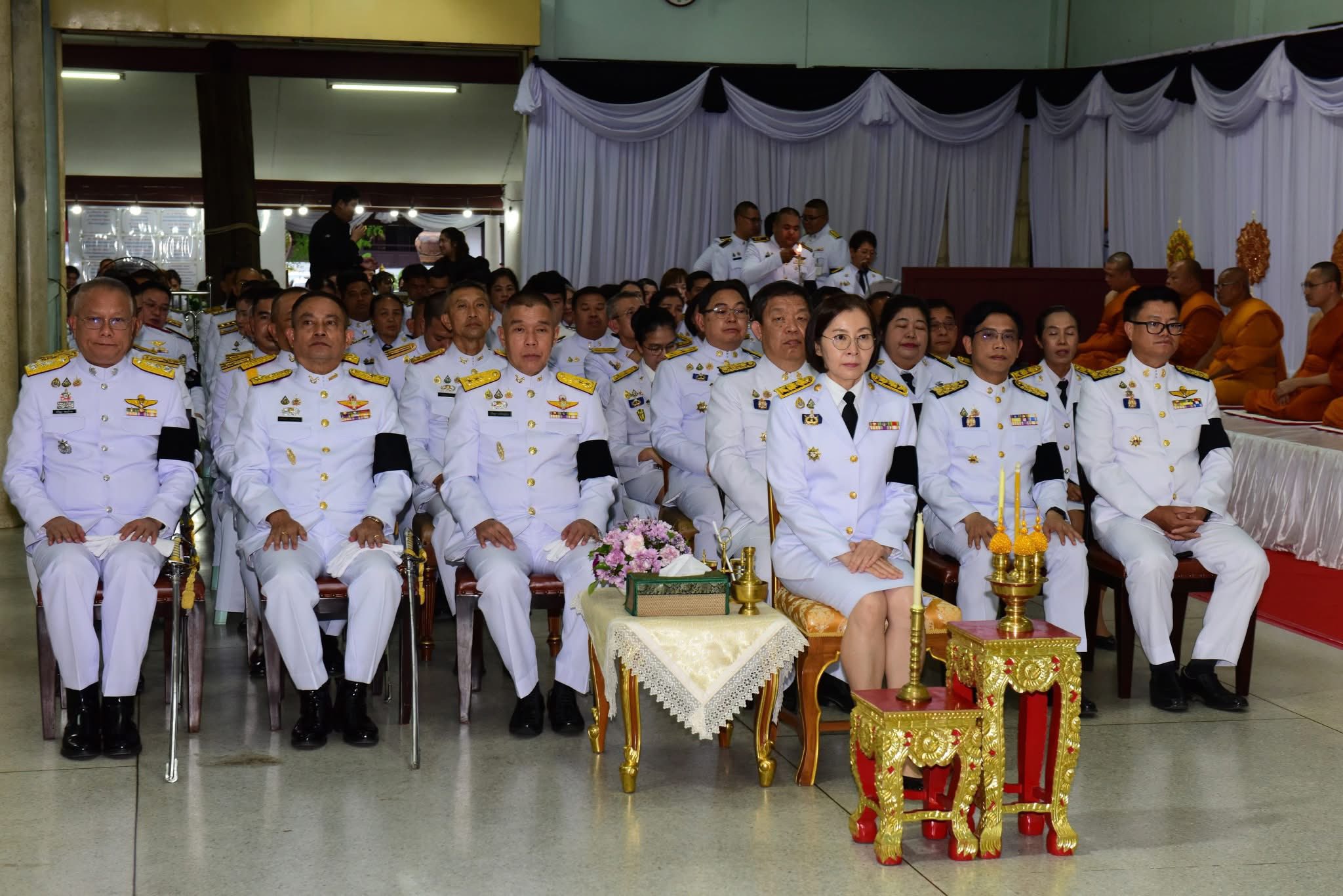 ร่วมพิธีบำเพ็ญกุศลปัญญาสมวาร (50 วัน) เพื่ออุทิศถวายเป็นพระราชกุศล แด่สมเด็จพระนางเจ้าสิริกิติ์ พระบรมราชินีนาถ พระบรมราชชนนีพันปีหลวง..คลิก
