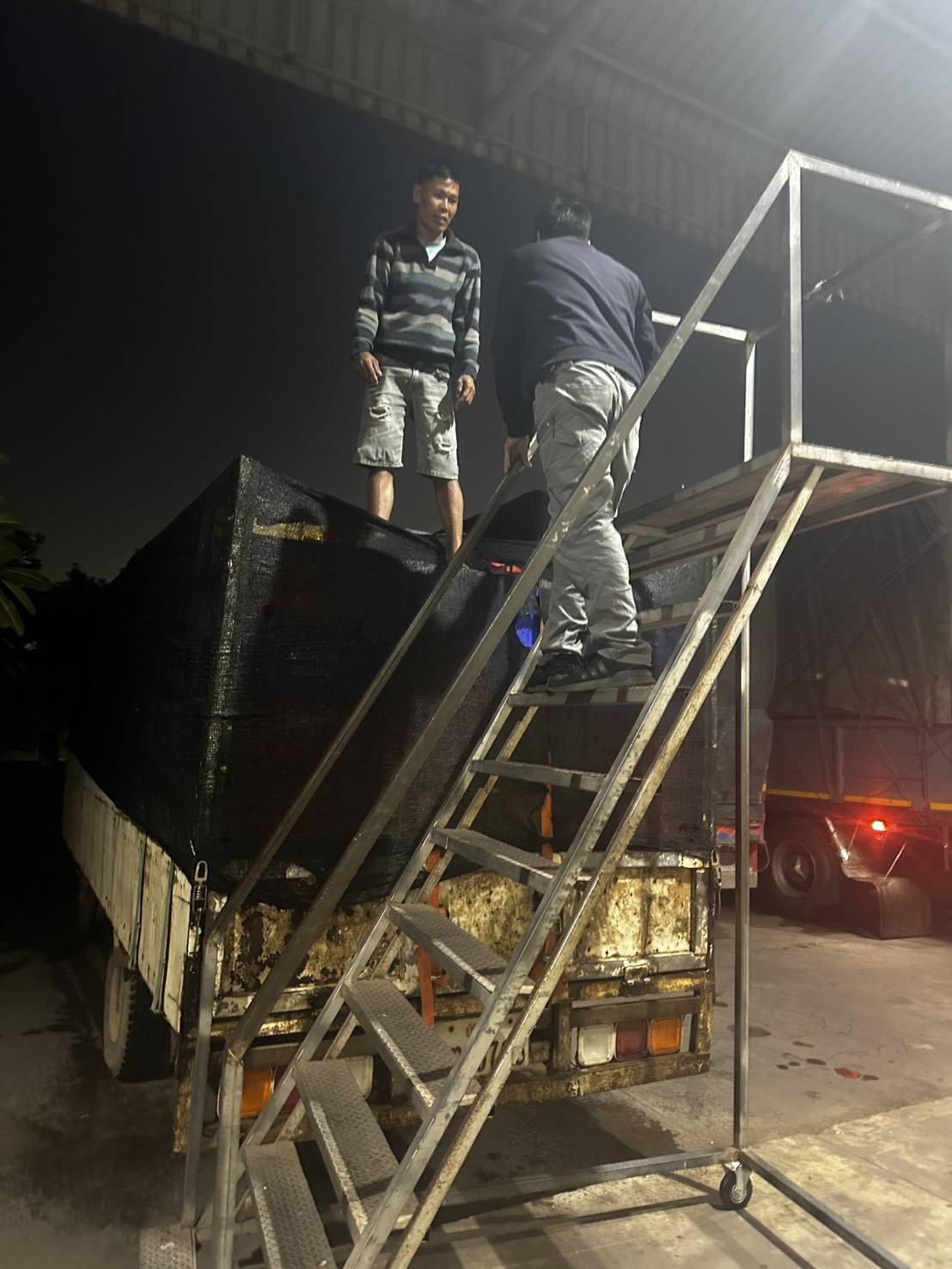 ข่าวกิจกรรม วันที่ 19 ธันวาคม 2568 เจ้าหน้าที่ด่านตรวจประมงนครพนม ดำเนินการตรวจสอบปลาดุกแอฟริกา ณ จุดผ่านแดนถาวรสะพานมิตรภาพไทย-ลาว แห่งที่ 3 นครพนม -คำม่วน..คลิก