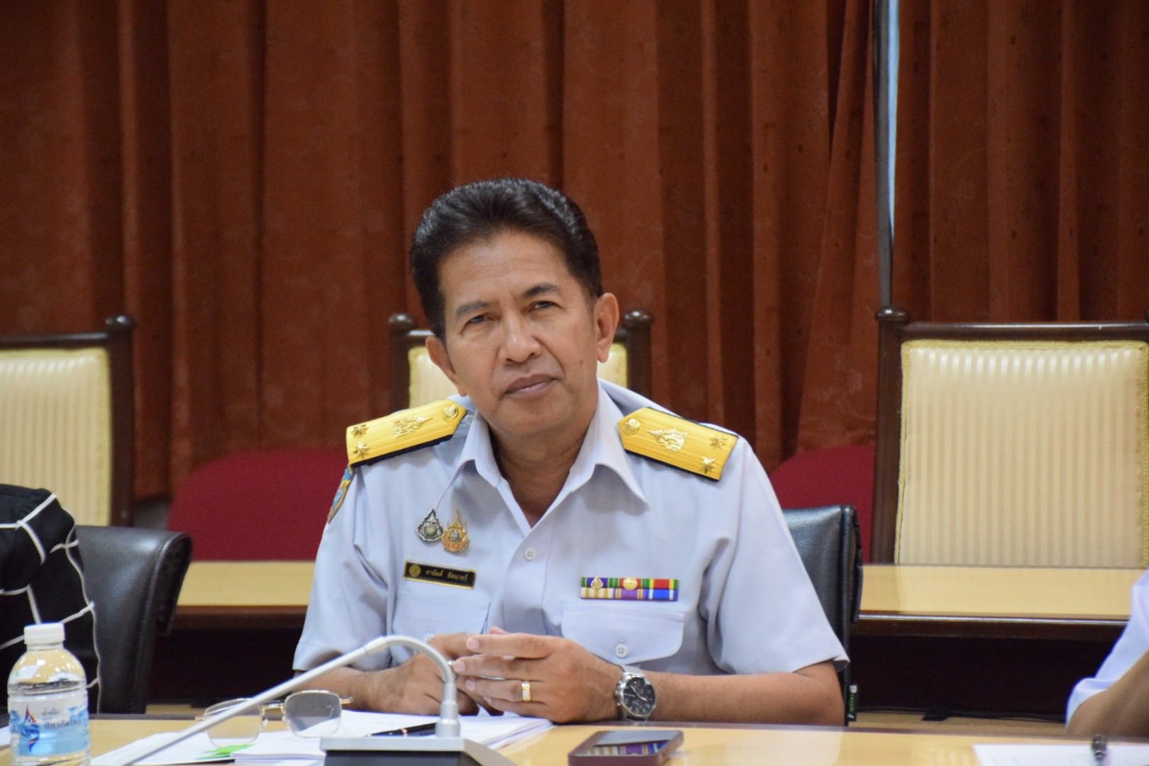 การพิจารณาคัดเลือกพนักงานราชการดีเด่น