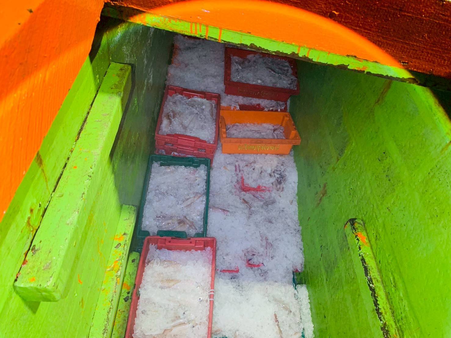  ออกปฏิบัติงานการควบคุมเฝ้าระวังการทำประมงพื้นที่ทะเลนอกชายฝั่ง