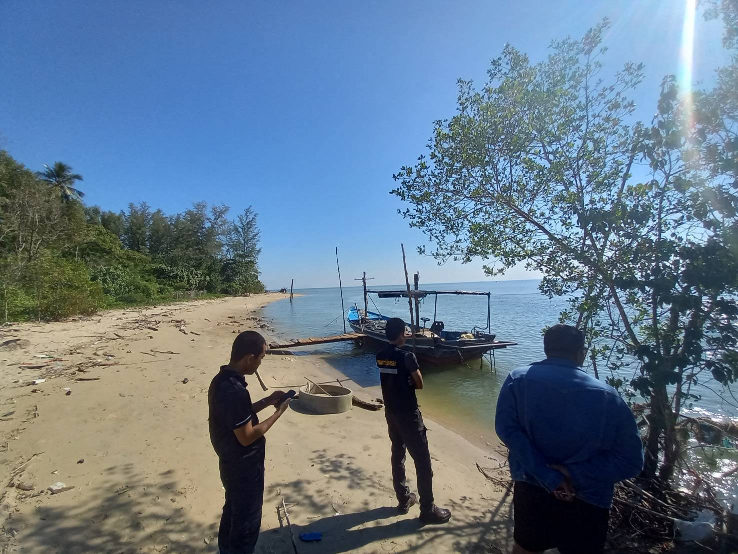 สำรวจสถานที่ปล่อยพันธุ์สัตว์น้ำ (กุ้งแชบ๊วย)