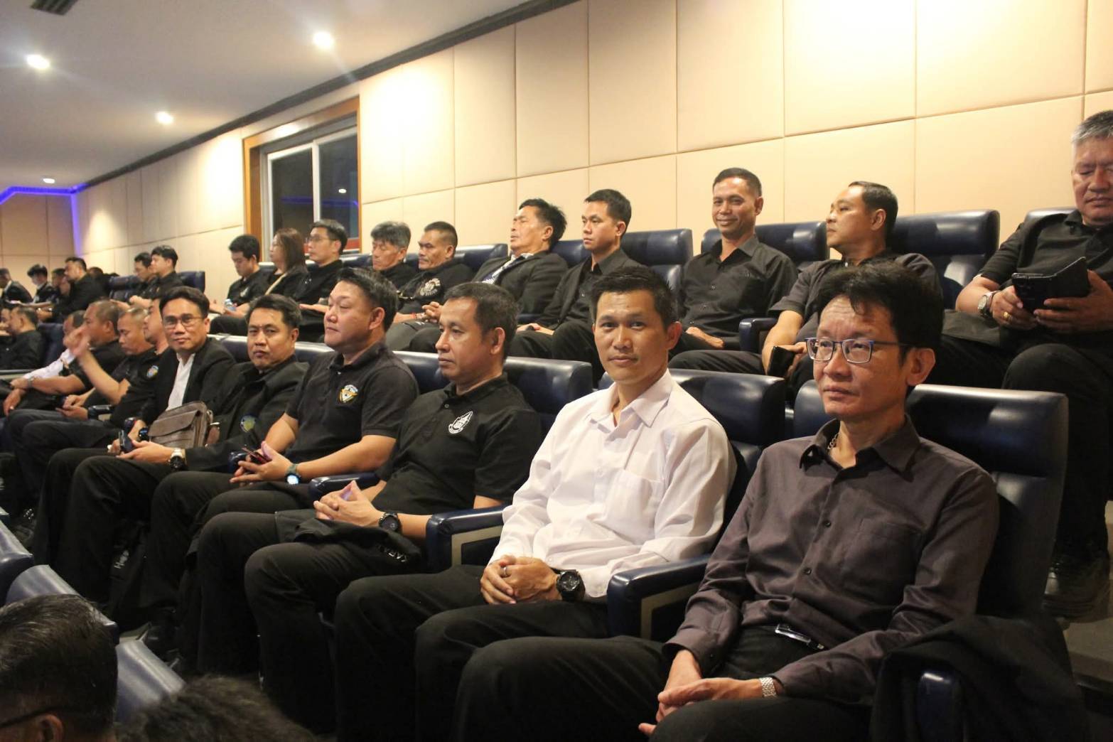 ประชุมเชิงปฏิบัติการ..คลิก