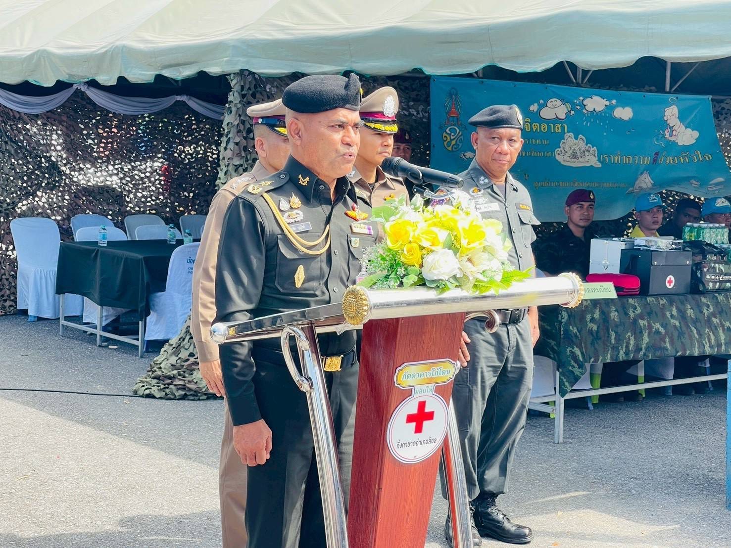  ร่วมพิธีเปิดจุดตรวจร่วมบูรณาการป้องกันและลดอุบัติเหตุทางถนนช่วงเทศกาลปีใหม่ พ.ศ. 2569