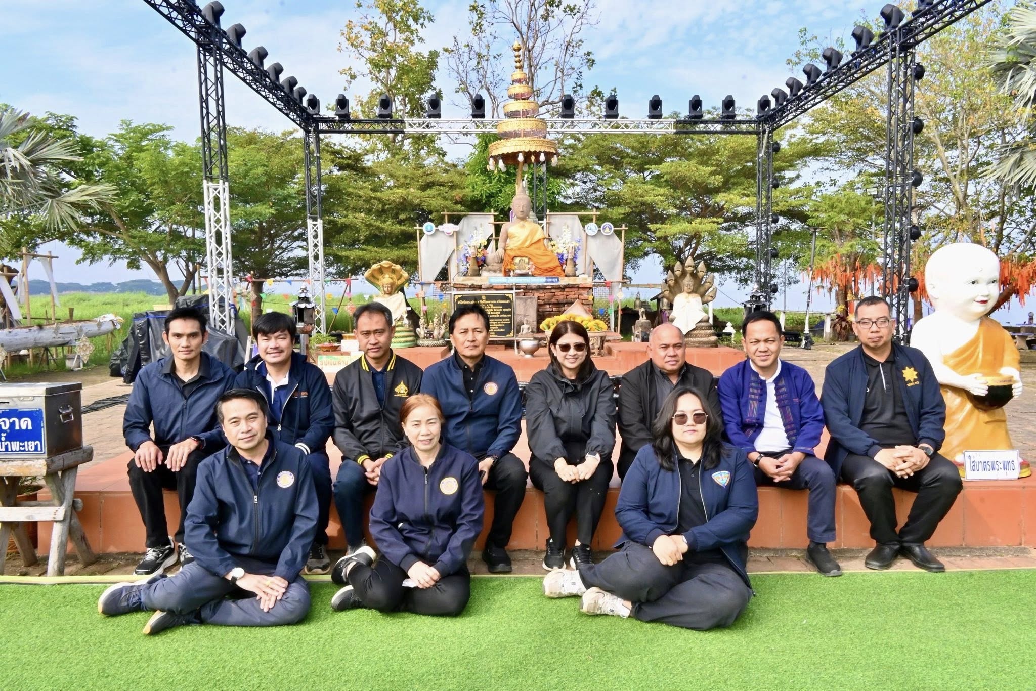 อธิบดีกรมประมงลงพื้นที่สำรวจสภาพแวดล้อมและทรัพยากรสัตว์น้ำในกว๊านพะเยา..คลิก