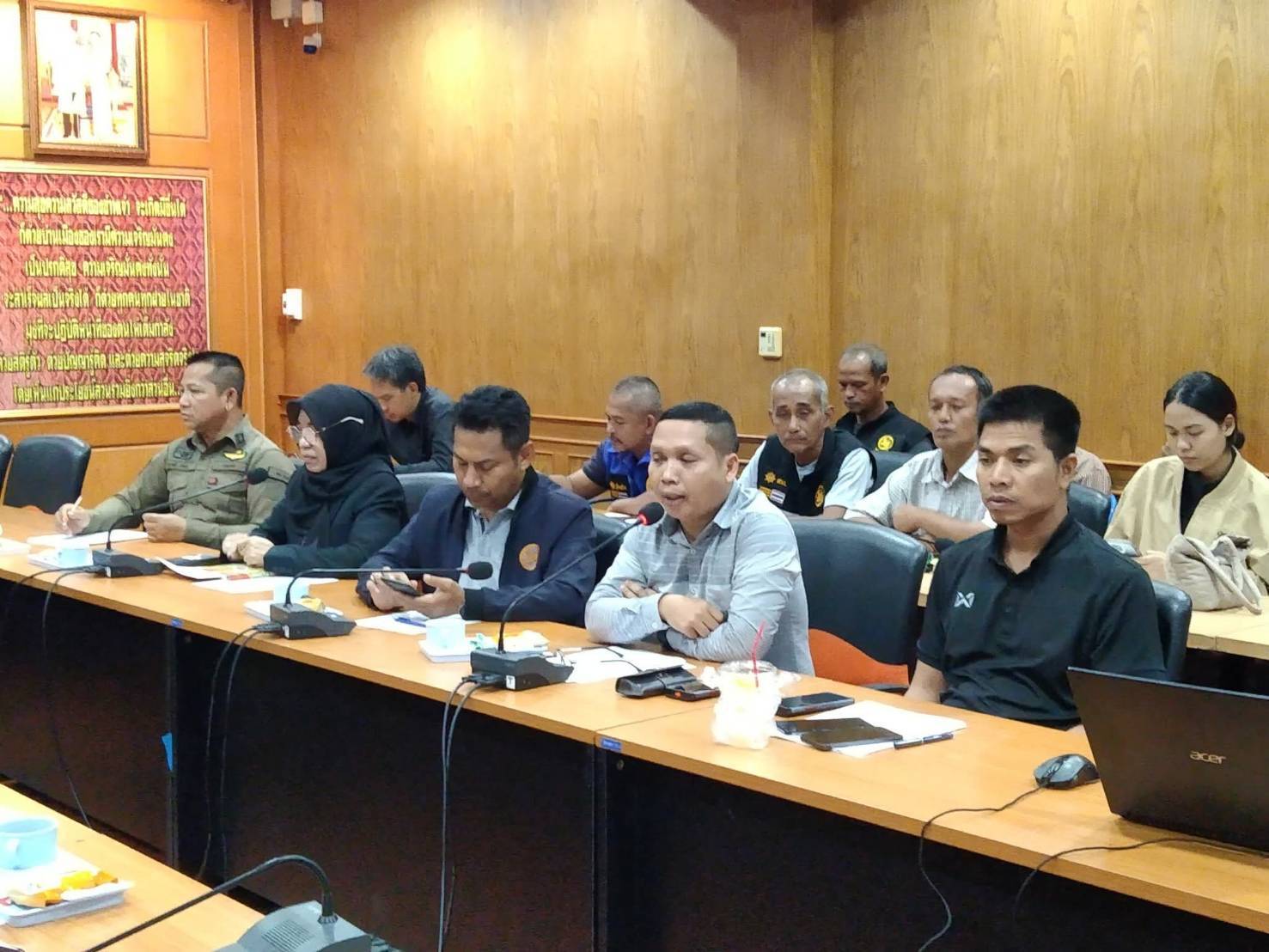 ร่วมประชุมการเตรียมความพร้อมการป้องกันและลดอุบัติเหตุทางถนน