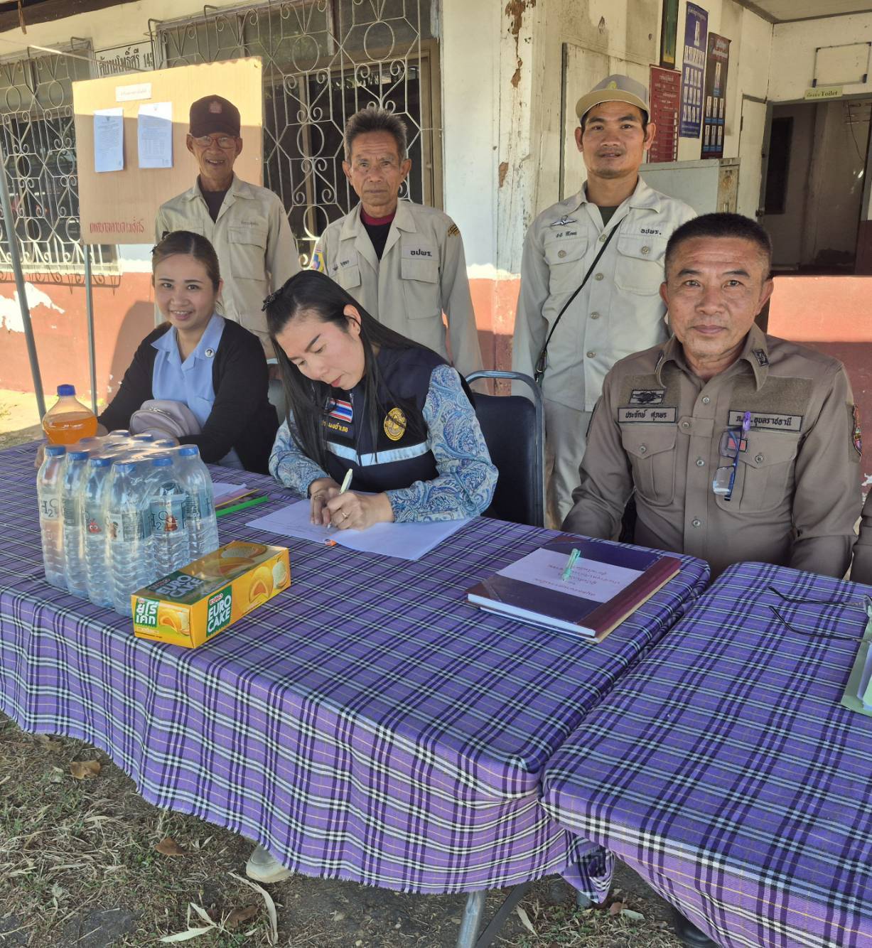 ประมงอำเภอพิบูลมังสาหาร ติดตามเยี่ยมจุดตรวจหลักศูนย์ปฏิบัติการป้องกันและลดอุบัติเหตุทางถนนช่วงเทศการปีใหม่ 2569..คลิก