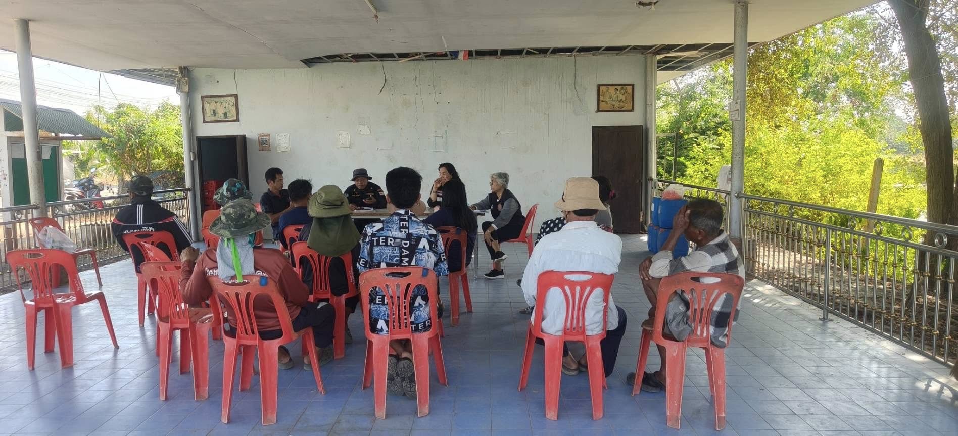 ร่วมกับเจ้าหน้าที่หน่วยป้องกันและปราบปรามประมงน้ำจืดเขื่อนแก่งกระจาน (เพชรบุรี)..คลิก