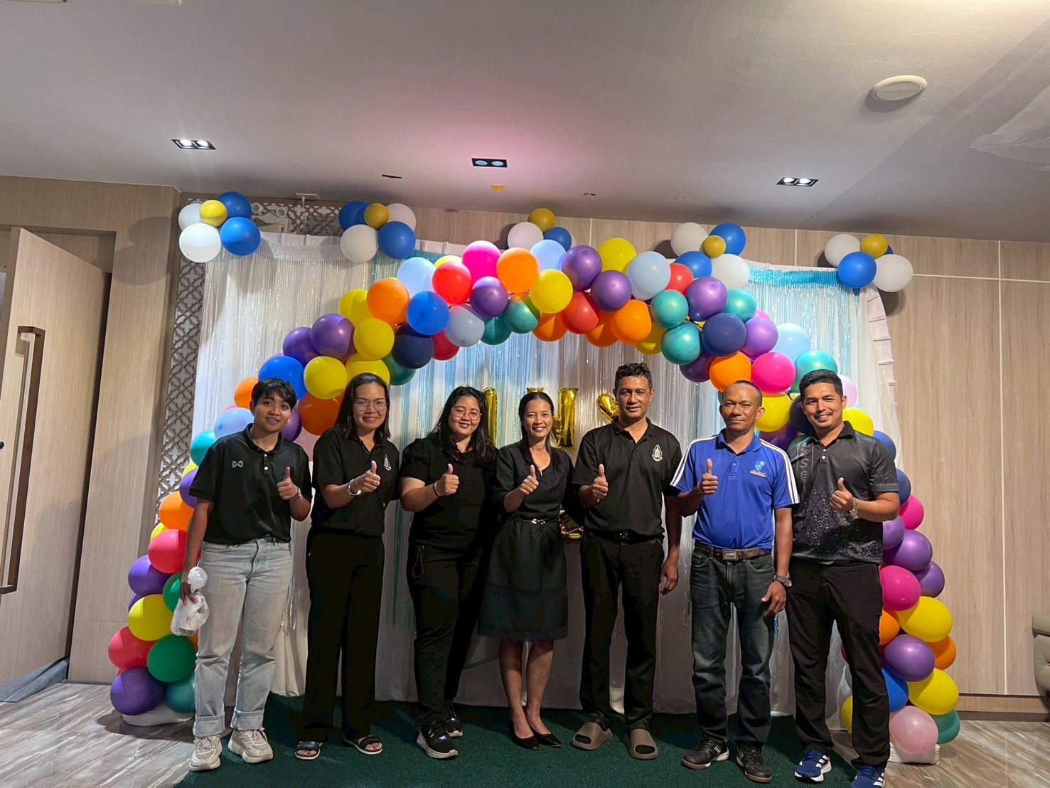 ปีใหม่ 69 นี้ ผอ. ธีระชัย ทิพย์ดวง ได้มอบนโยบายในการทำงานของผอ. เขต ซึ่งมีสโลแกนการขับเคลื่อนงาน 