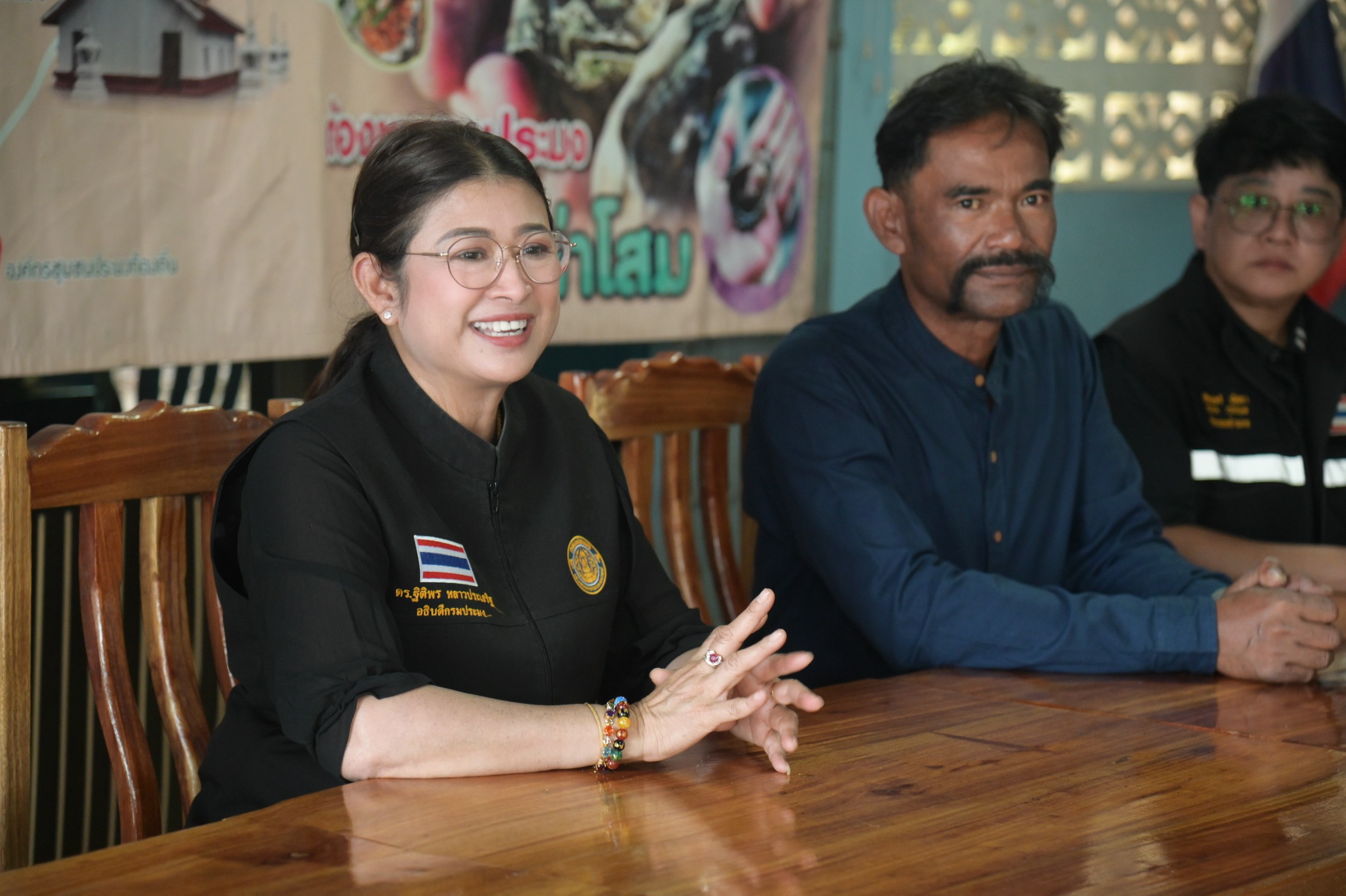 อธิบดีกรมประมง ตรวจเยี่ยมวิสาหกิจชุมชนหอยนางรมท่าโสม จังหวัดตราด