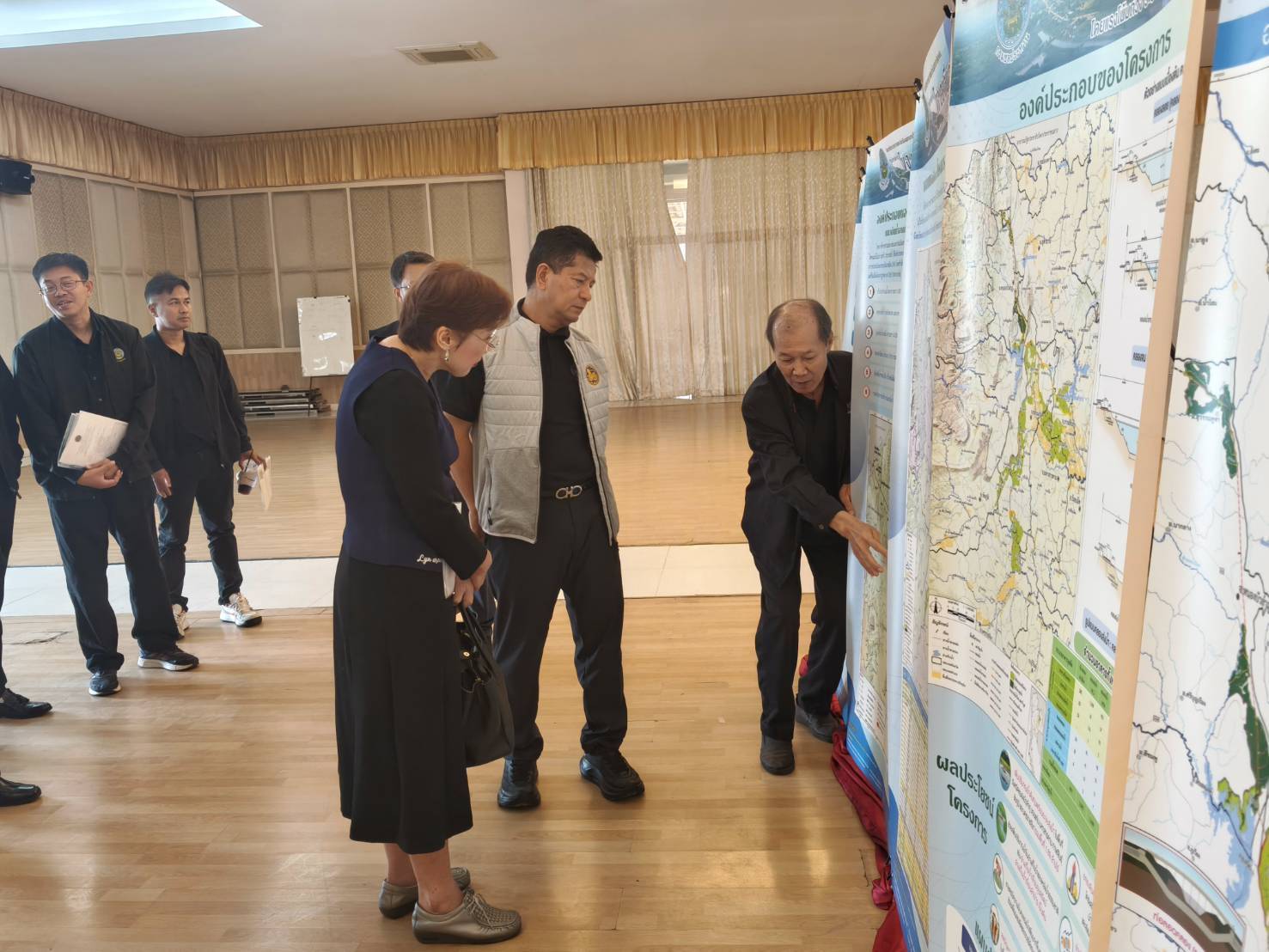 ร่วมประชุมรับฟังความคิดเห็นของประชาชน ครั้งที่ 2 (ปัจฉิมนิเทศโครงการ) โครงการศึกษาความเหมาะสมและประเมินผลกระทบสิ่งแวดล้อมการบริหารจัดการน้ำ โขง เลย ชี มูล โดยแรงโน้มถ่วง ระยะที่ 1 (ระบบส่งน้ำ) จังหวัดเลย จังหวัดหนองบัวลำภู จังหวัดขอนแก่น จังหวัดชัยภูมิ