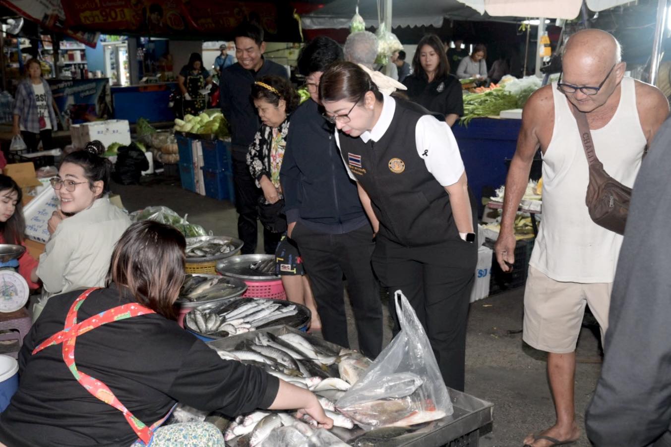 อธิบดีกรมประมง ลงพื้นที่ตลาด F