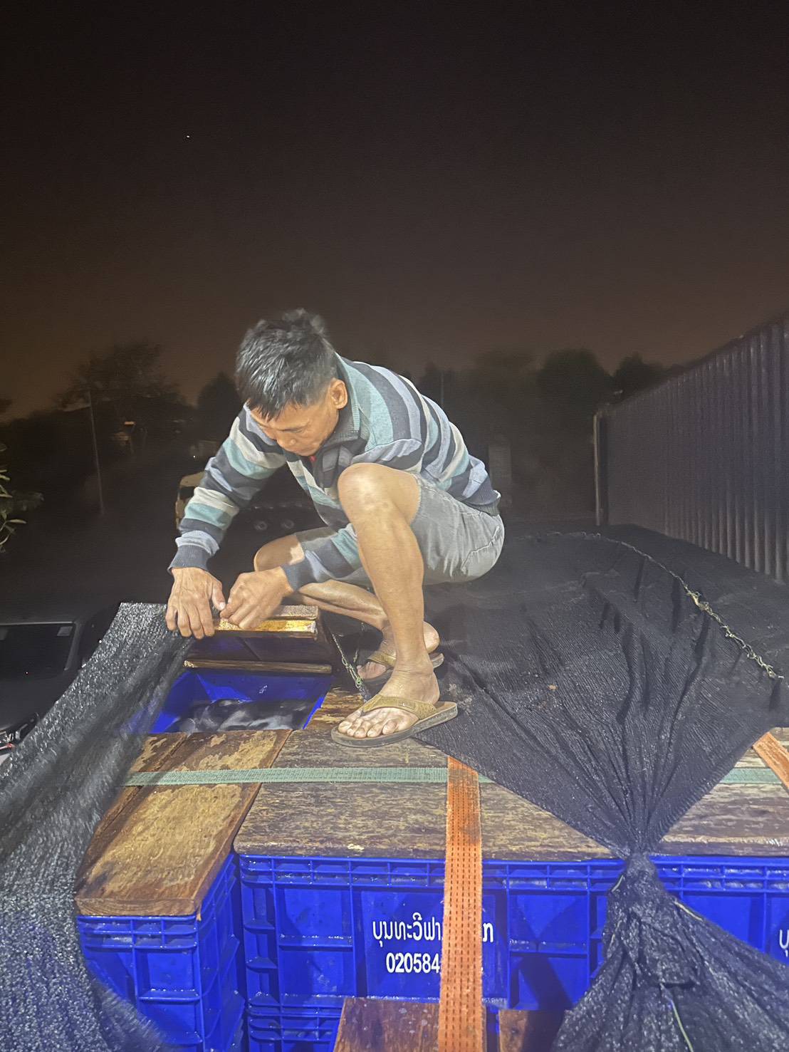 ข่าวกิจกรรม วันที่ 20 มกราคม 2569 เจ้าหน้าที่ด่านตรวจประมงนครพนม ตรวจสอบการส่งออก ปลาดุกแอฟริกา มีชีวิต ณ จุดผ่านแดนถาวรสะพานมิตรภาพไทย-ลาว แห่งที่ 3 นครพนม -คำม่วน