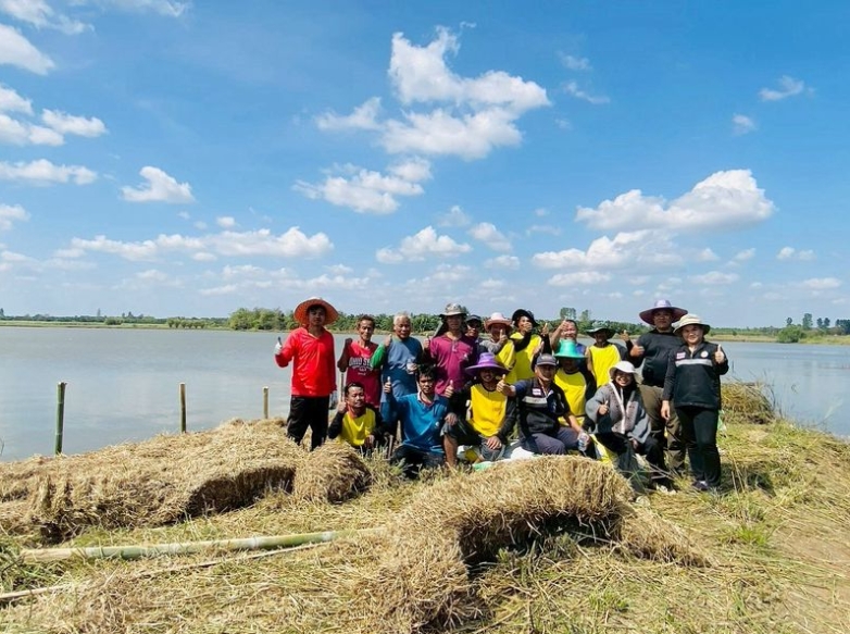 ลงพื้นที่ดำเนินกิจกรรมเพิ่มผลผลิตสัตว์น้ำ สร้างแหล่งอาหารธรรมชาติ ภายใต้โครงการสร้างความเข้มแข็งกลุ่มการผลิตด้านประมง ประจำปีงบประมาณ 2569 ณ องค์กรชุมชนประมงท้องถิ่นกลุ่มทำการประมงน้ำจืดบ้านภูเงิน หมู่ที่ 5 ตำบลพระเพลิง อำเภอเขาฉกรรจ์ จังหวัดสระแก้ว และติดตามงานโครงการอนุรักษ์ทรัพยากรป่าไม้และสัตว์ป่าในพื้นที่ป่ารอยต่อ 5 จังหวัด (ภาคตะวันออก) ประจำปีงบประมาณ 2569 ณ บ้านท่าเต้น หมู่ที่ 10 ตำบลพระเพลิง อำเภอเขาฉกรรจ์ จังหวัดสระแก้ว..คลิก