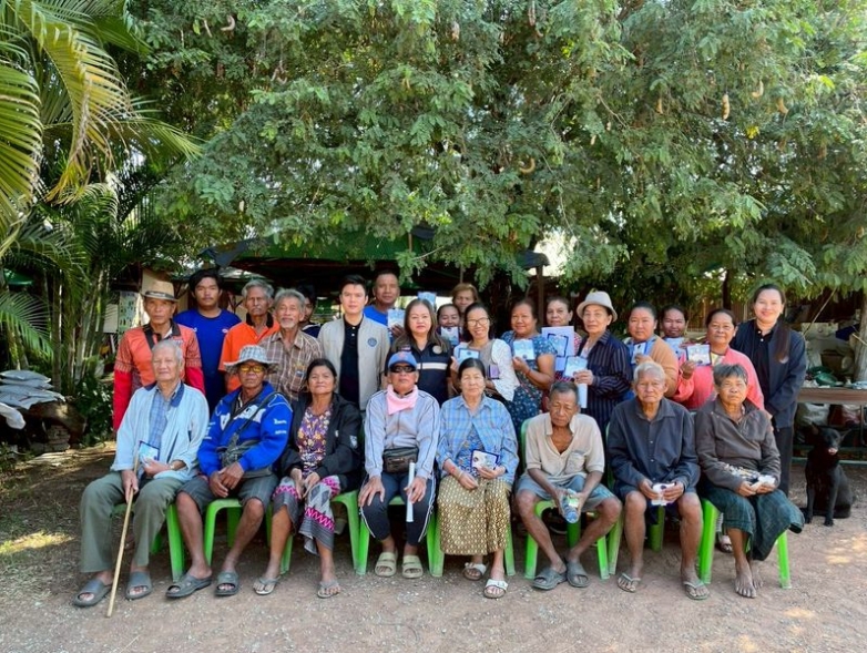 จัดประชุมชี้แจงถ่ายทอดเทคโนโลยีด้านการประมงให้กับเกษตรกร ในเขตพื้นที่อำเภอโคกสูง และอำเภอตาพระยา ภายใต้โครงการศูนย์เรียนรู้การเพิ่มประสิทธิภาพการผลิตสินค้าเกษตร..คลิก