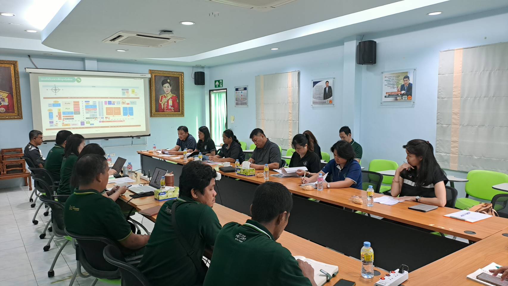 วันที่ 21 ม.ค. 69  กมป. พร้อมด้วยคณะผู้ตรวจประเมินฟาร์มศูนย์วิจัยและพัฒนาพันธุกรรมสัตว์น้ำนครศรีธรรมราช เข้ารับการตรวจประเมินสมรรถนะตามมาตรฐานสากล 