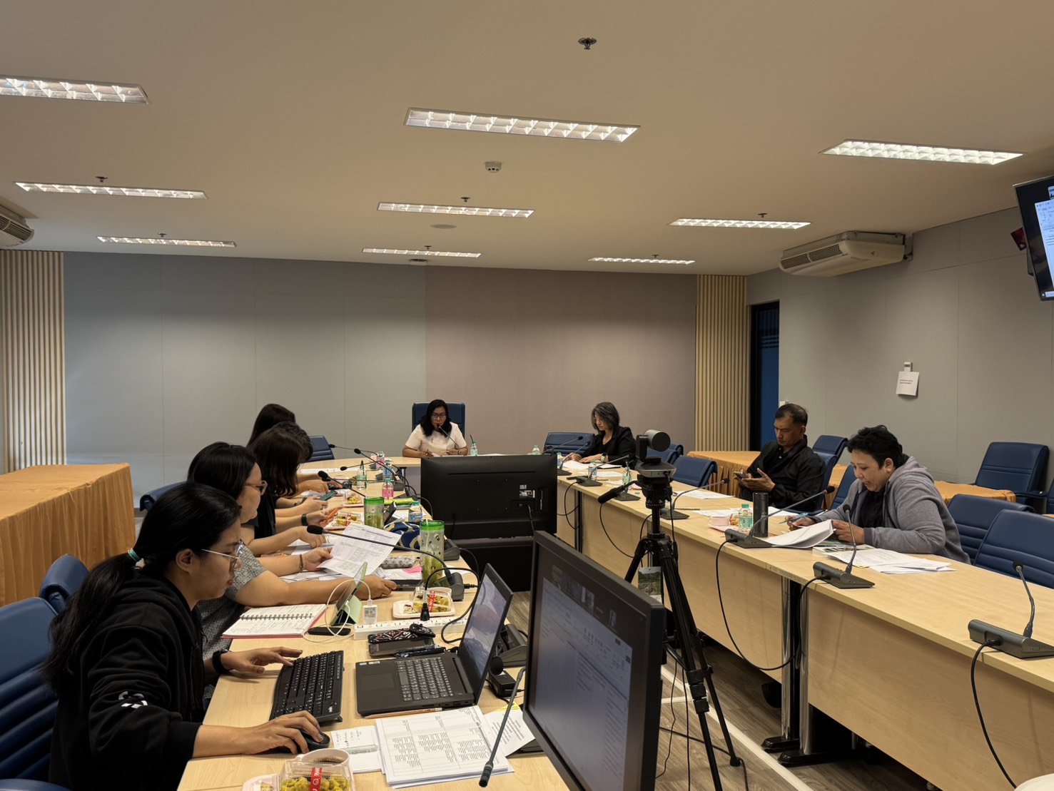 ประชุมพิจารณาจัดทำ (ร่าง) แผนปฏิบัติการงานวิจัยและพัฒนานวัตกรรมด้านการเพาะเลี้ยงสัตว์น้ำจืด ระยะ 5 ปี (พ.ศ. 2571-2575) แผนปฏิบัติการที่ 4 ด้านการวิจัยและพัฒนานวัตกรรม เพื่อการยกระดับระบบการผลิตสู่มาตรฐานสากล และลดต้นทุนการผลิตสัตว์น้ำ