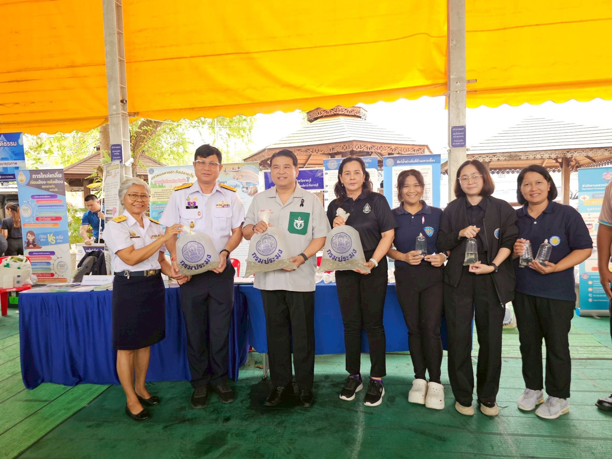 ร่วมจัดกิจกรรมออกให้บริการประชาชนในโครงการปกป้องและเชิดชูสถาบันพระมหากษัตริย์และหน่วยบำบัดทุกข์บำรุงสุขสร้างรอยยิ้มให้ประชาชนจังหวัดราชบุรี (จังหวัดเคลื่อนที่) อำเภอโพธาราม