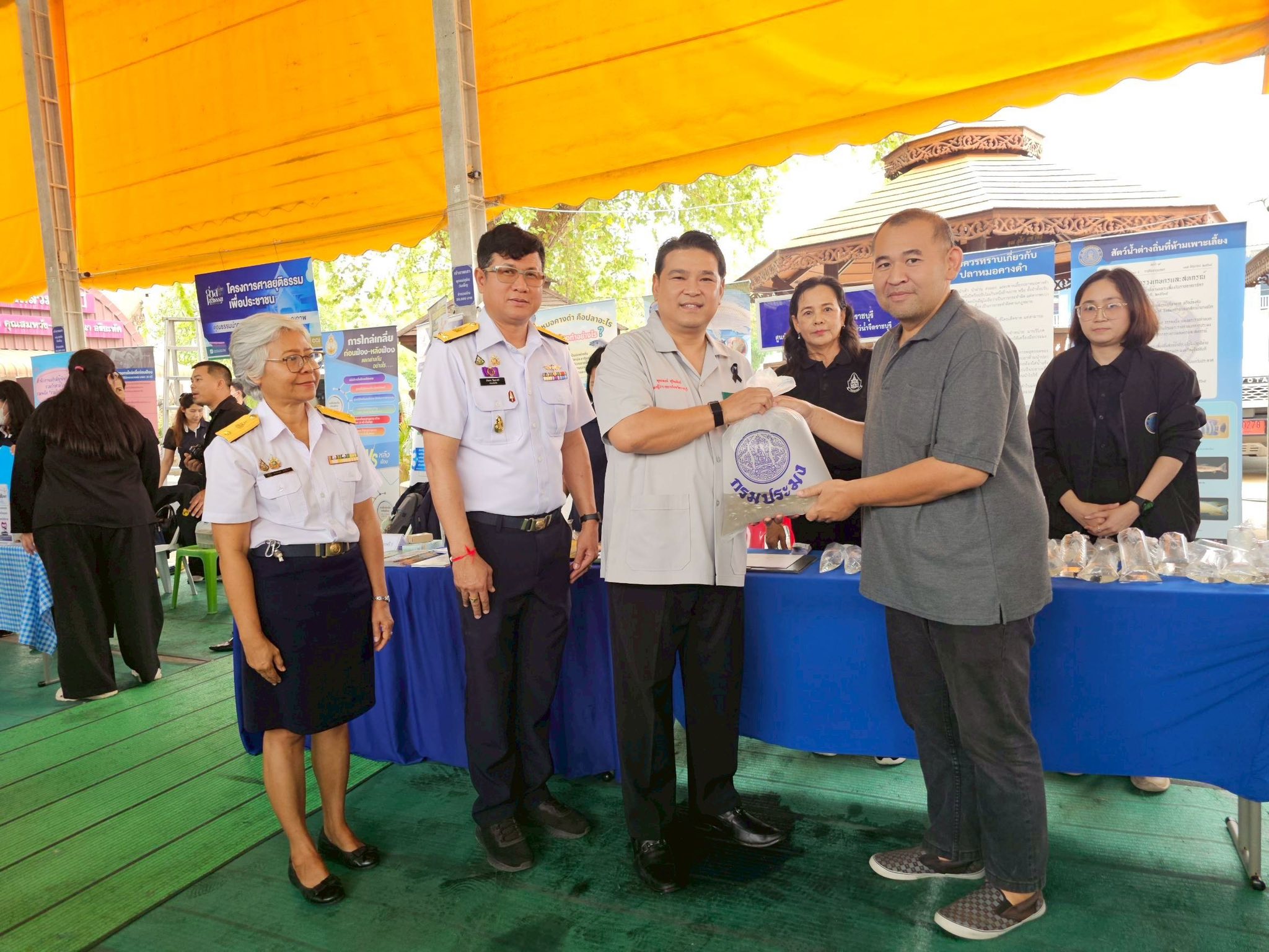 ร่วมจัดกิจกรรมออกให้บริการประชาชนในโครงการปกป้องและเชิดชูสถาบันพระมหากษัตริย์และหน่วยบำบัดทุกข์บำรุงสุขสร้างรอยยิ้มให้ประชาชนจังหวัดราชบุรี (จังหวัดเคลื่อนที่) อำเภอโพธาราม