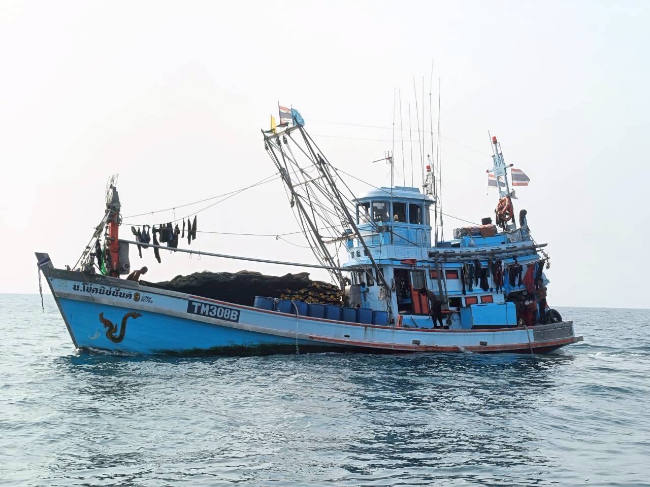 ออกปฏิบัติงานกิจกรรม จัดการปัญหาแรงงานต่างด้าวและการค้ามนุษย์ด้านการประมง (บูรณาการตรวจร่วมเรือประมง) ครั้งที่ 2/2569..คลิก