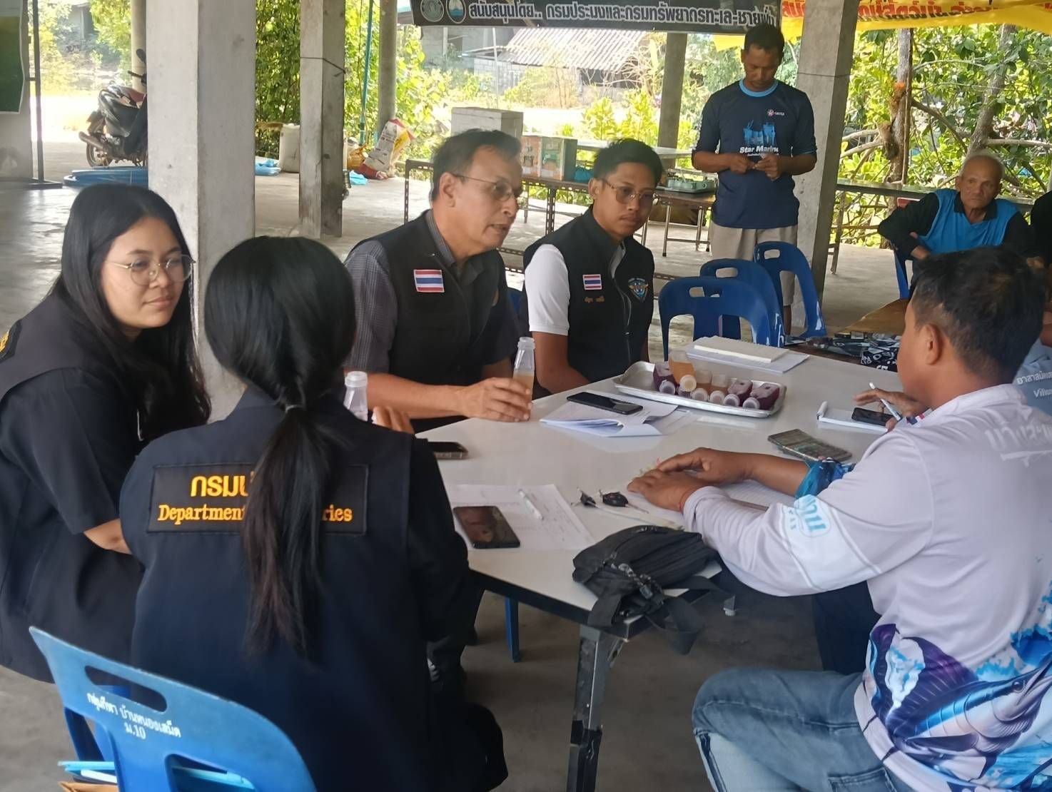 “นปท.บางสะพานฯ  ร่วมประชุมติดตามผลการดำเนิน โครงการสร้างความเข้มแข็ง กลุ่มการผลิตด้านประมง”..คลิก