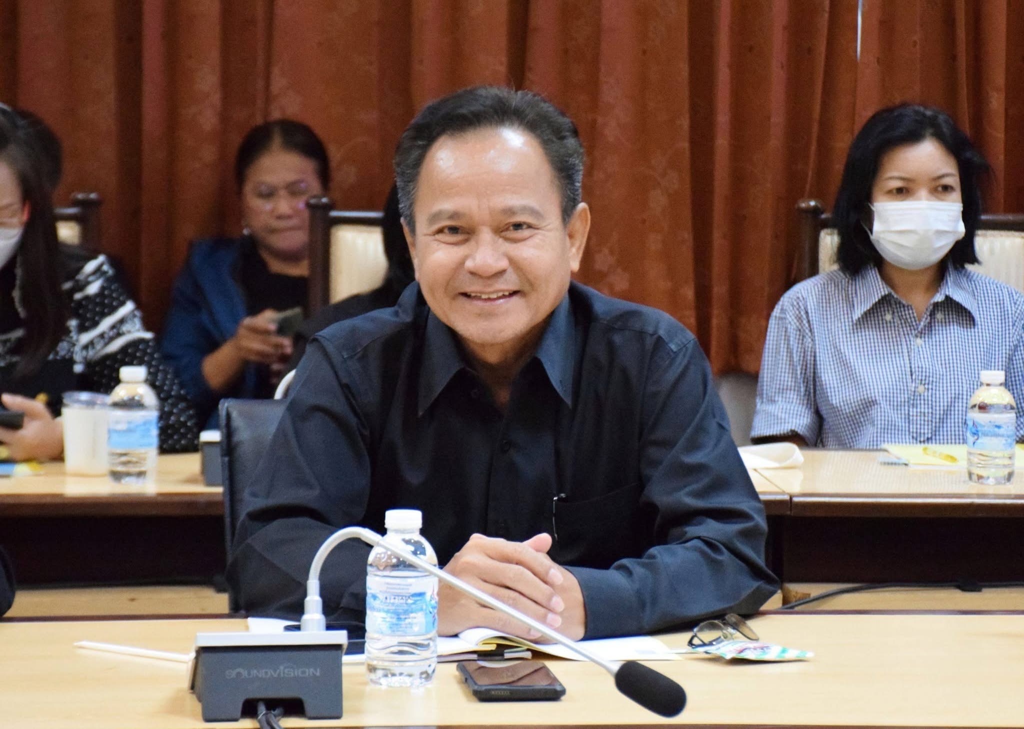 นายโยธิน เทอดวงศ์วรกุล ผู้อำนวยการกองโครงการอันเนื่องมาจากพระราชดำริและกิจกรรมพิเศษจัดประชุมหารือแนวทางการจัดงานวันประมงน้อมเกล้าฯ ครั้งที่ ๓๖..คลิก