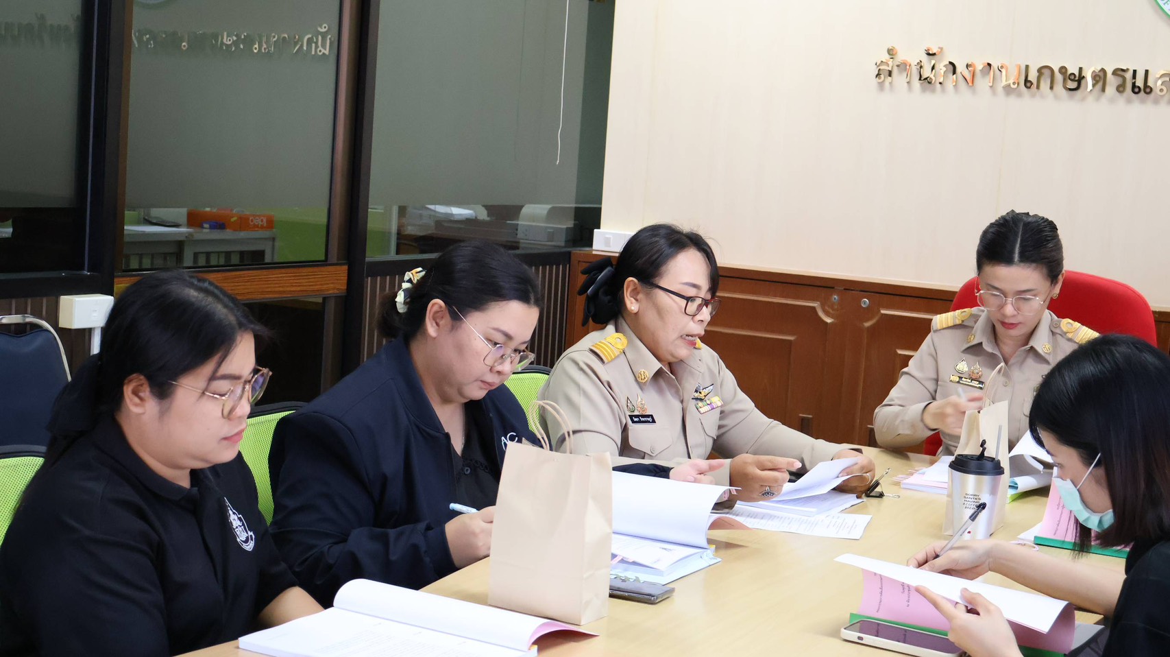 การประชุมคัดเลือกกรรมการผู้ทรงคุณวุฒิในคณะกรรมการประมงประจำจังหวัดนนทบุรี