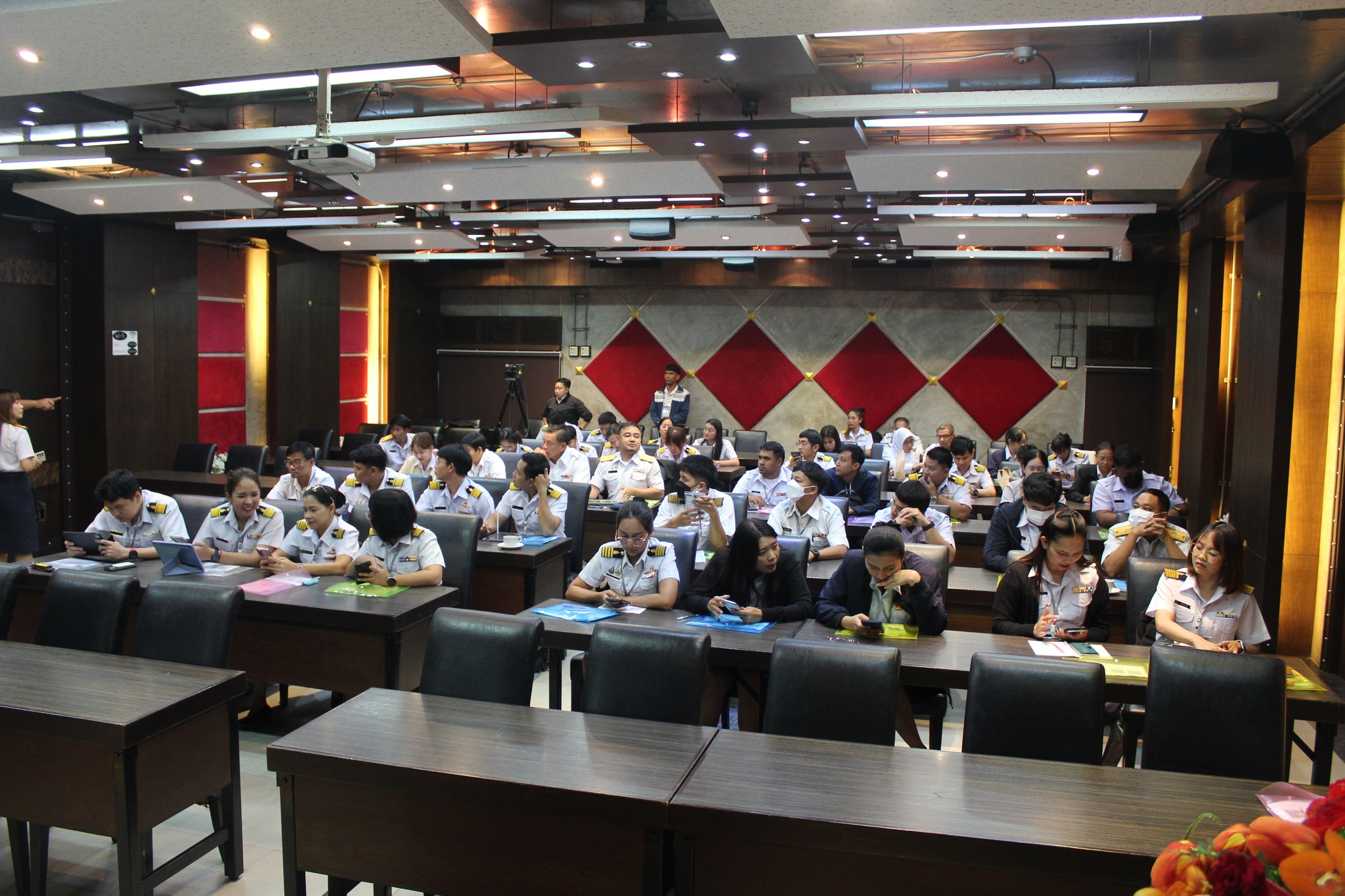 ประชาสัมพันธ์ด่านตรวจประมงชลบุรี..คลิก