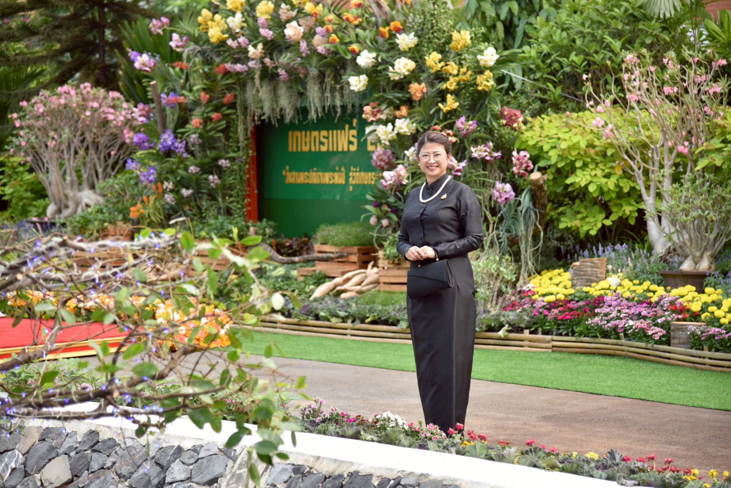 อธิบดีกรมประมง เฝ้าฯ รับเสด็จ สมเด็จพระเจ้าน้องนางเธอ เจ้าฟ้าจุฬาภรณวลัยลักษณ์ อัครราชกุมารี กรมพระศรีสวางควัฒน วรขัตติยราชนารี ทรงเปิดงานเกษตรแฟร์ ประจำปี 2569..คลิก