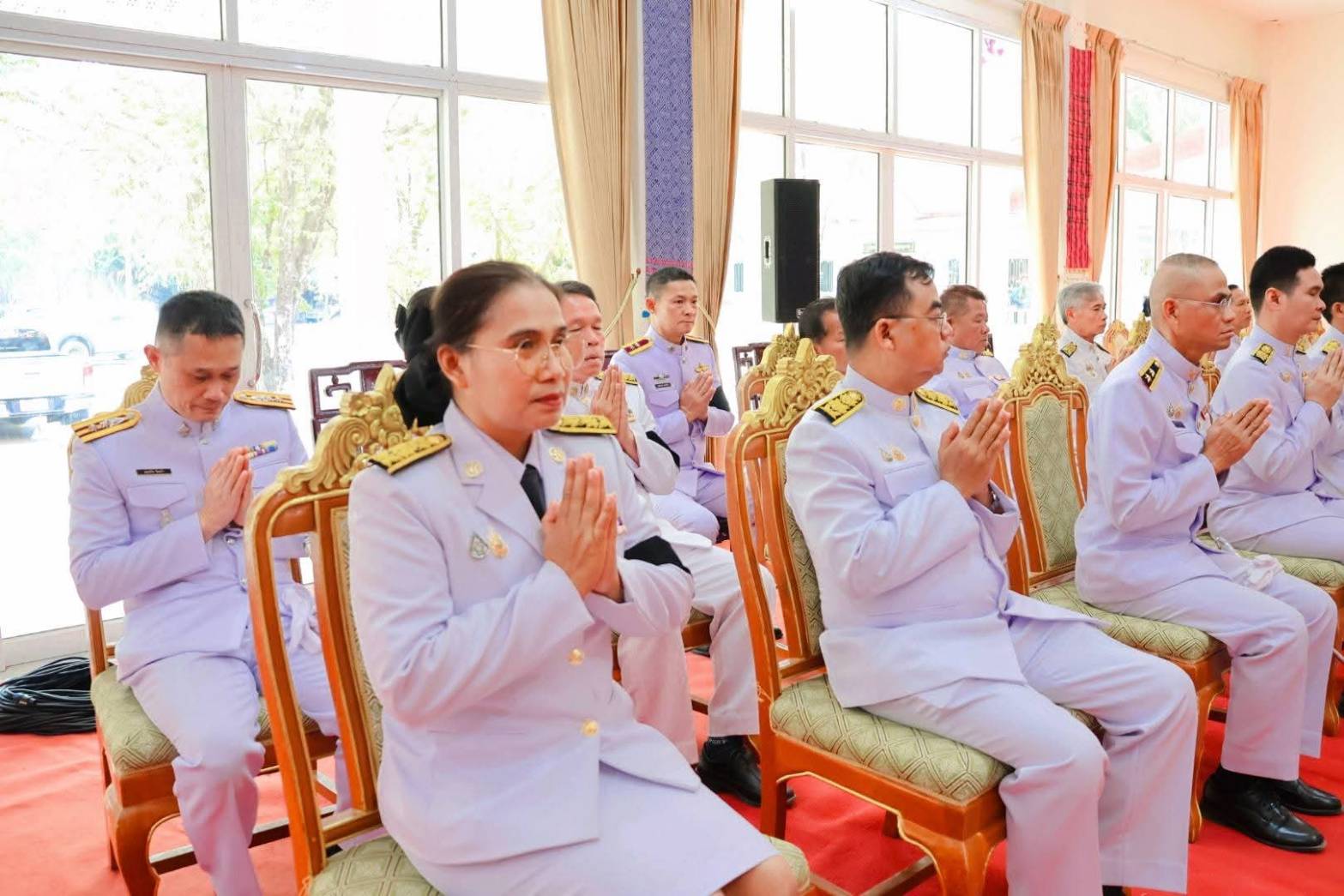 ร่วมพิธีบำเพ็ญกุศลในวาระครบ 100 วัน (สตมวาร) แห่งการสวรรคต เพื่ออุทิศถวายเป็นพระราชกุศลแด่ สมเด็จพระนางเจ้าสิริกิติ์ พระบรมราชินีนาถ พระบรมราชชนนีพันปีหลวง