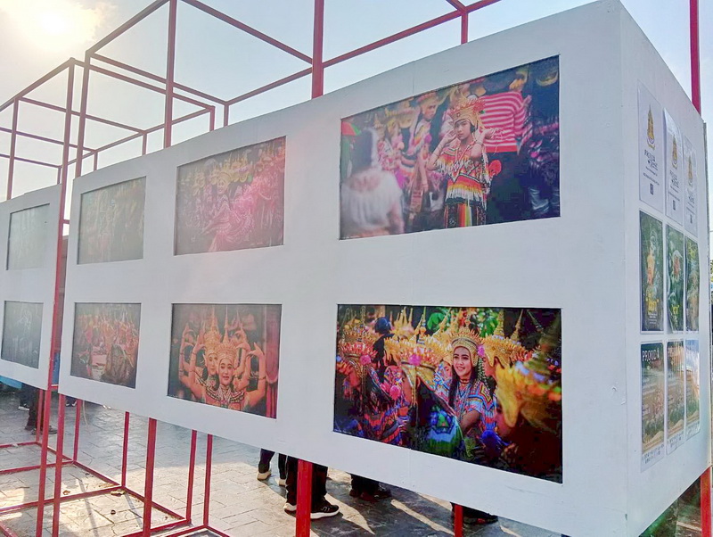 ร่วมพิธีเปิดงาน PROUD 3 มรดกโลก ณ ลานหน้าเขตห้ามล่าสัตว์ป่าทะเลน้อย อำเภอควนขนุน จังหวัดพัทลุง..คลิก