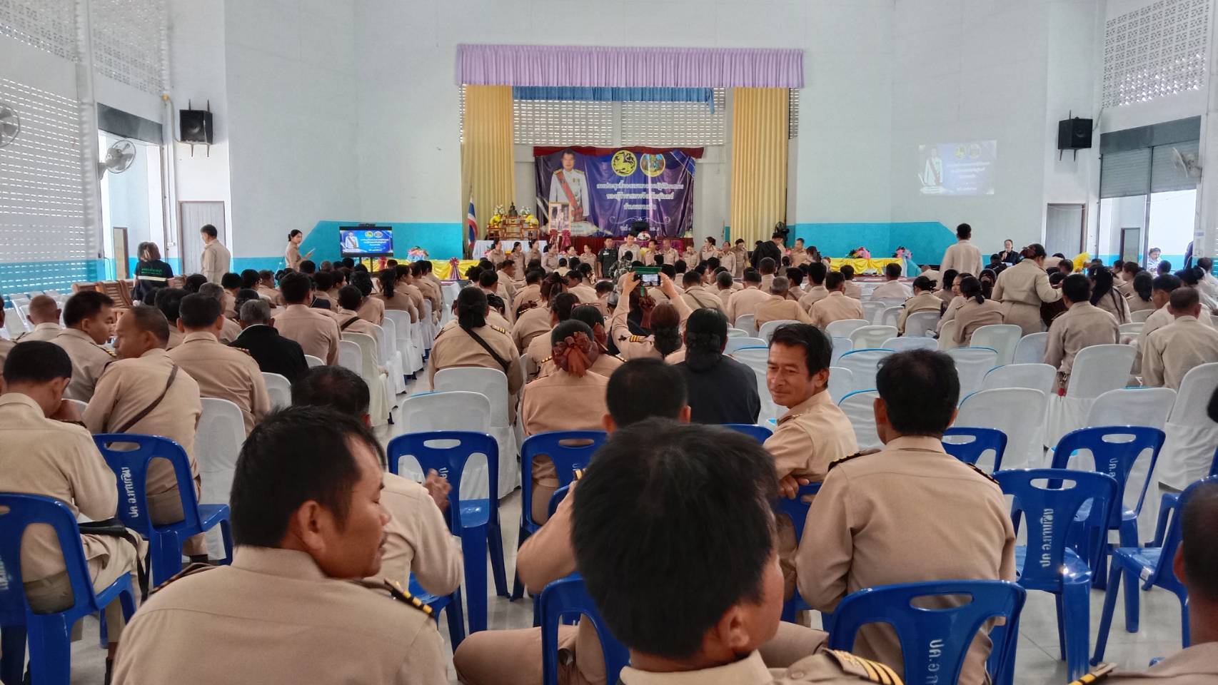 ประชุมชี้แจงแนวทางการปฏิบัติราชการของผู้ว่าราชการจังหวัดสุรินทร์