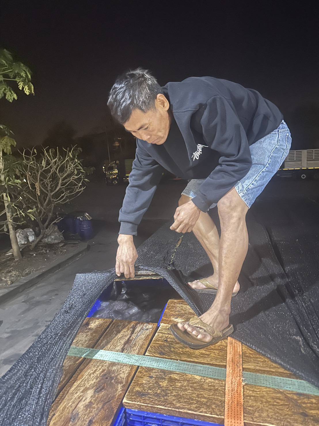 ข่าวกิจกรรม วันที่ 4 กุมภาพันธ์ 2569 เจ้าหน้าที่ด่านตรวจประมงนครพนม ตรวจสอบการส่งออก ปลาดุกแอฟริกา มีชีวิต ณ จุดผ่านแดนถาวรสะพานมิตรภาพไทย-ลาว แห่งที่ 3 นครพนม -คำม่วน จ.นครพนม