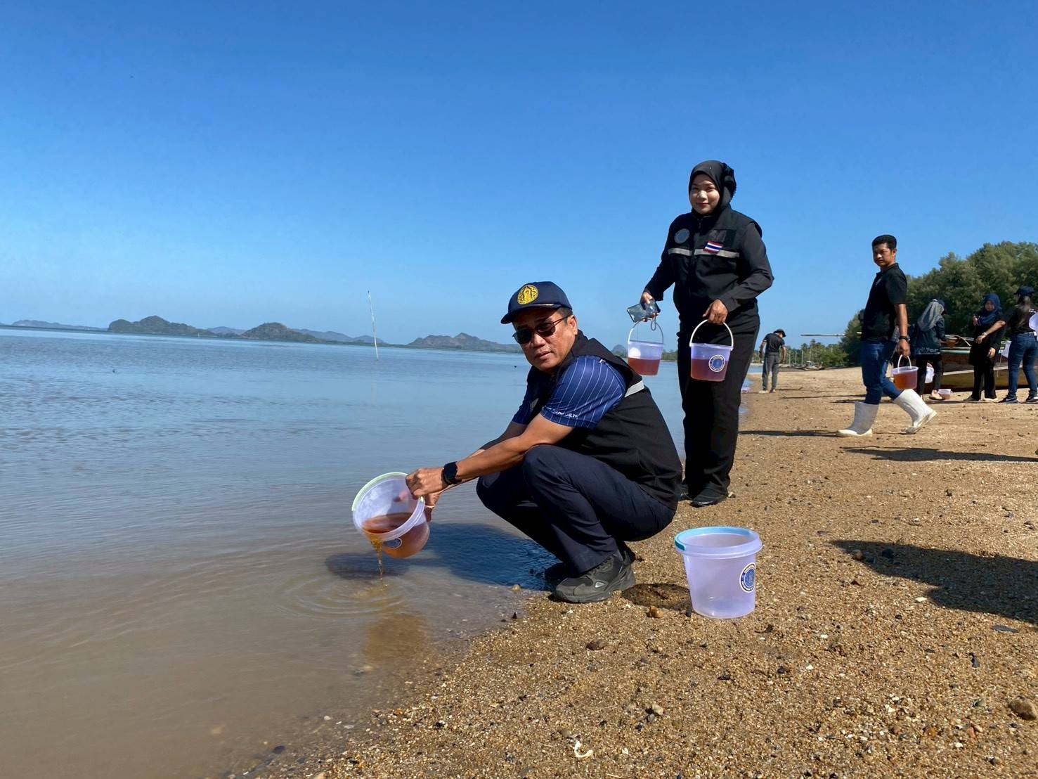 ปล่อยพันธุ์สัตว์น้ำ อนุรักษ์ฟื้นฟูทรัพยากรธรรมชาติ