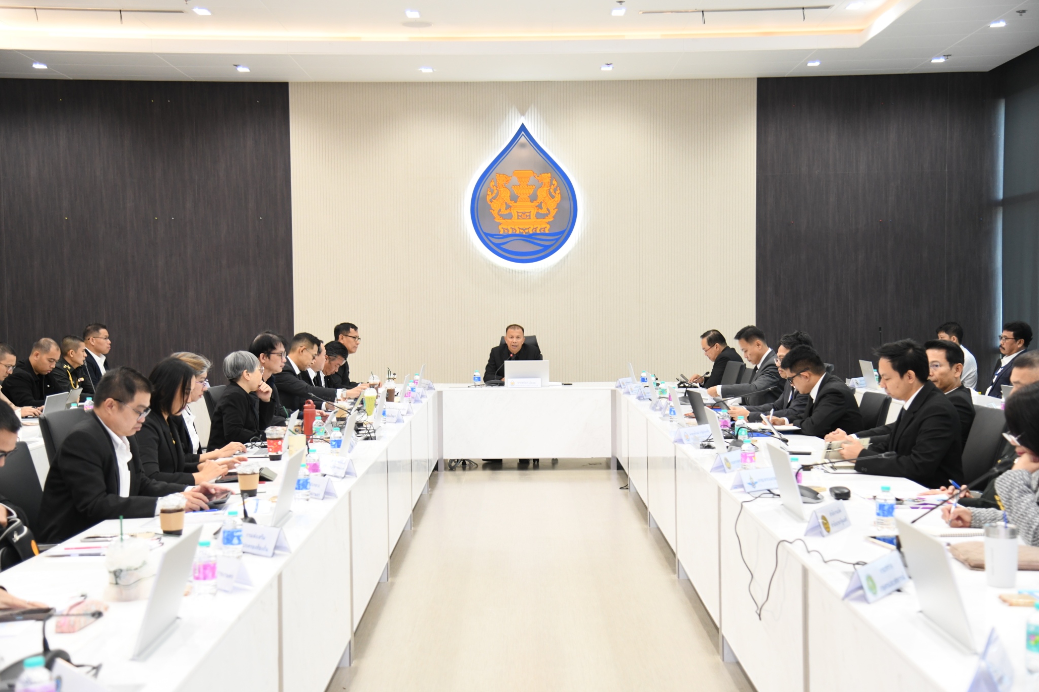 การประชุมสรุปผลการดำเนินงานปัญหา อุปสรรค และข้อเสนอแนะ ในการบริหารจัดการทรัพยากรน้ำในช่วงฤดูฝน ภายใต้มาตรการรับมือฤดูฝน ปี 2568