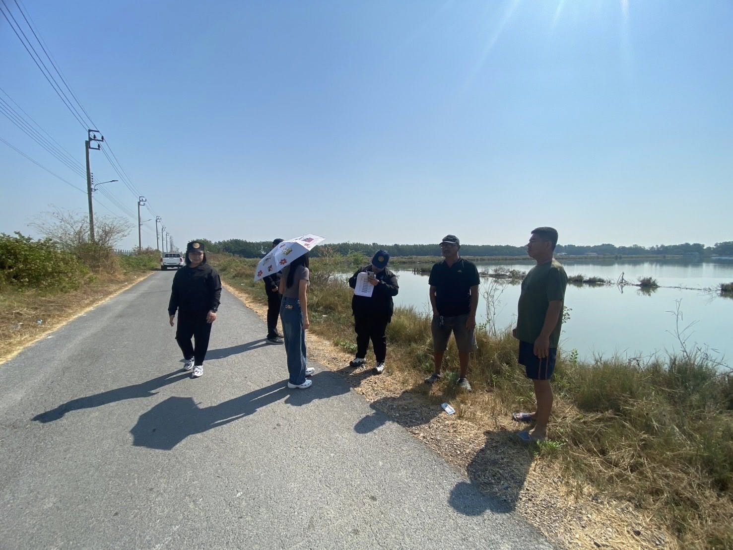 สำนักงานประมงพื้นที่กรุงเทพมหานคร ลงพื้นที่ตรวจสอบและจับพิกัดทางภูมิศาสตร์บ่อเกษตรกร แขวงท่าข้าม เขตบางขุนเทียน กรุงเทพมหานคร